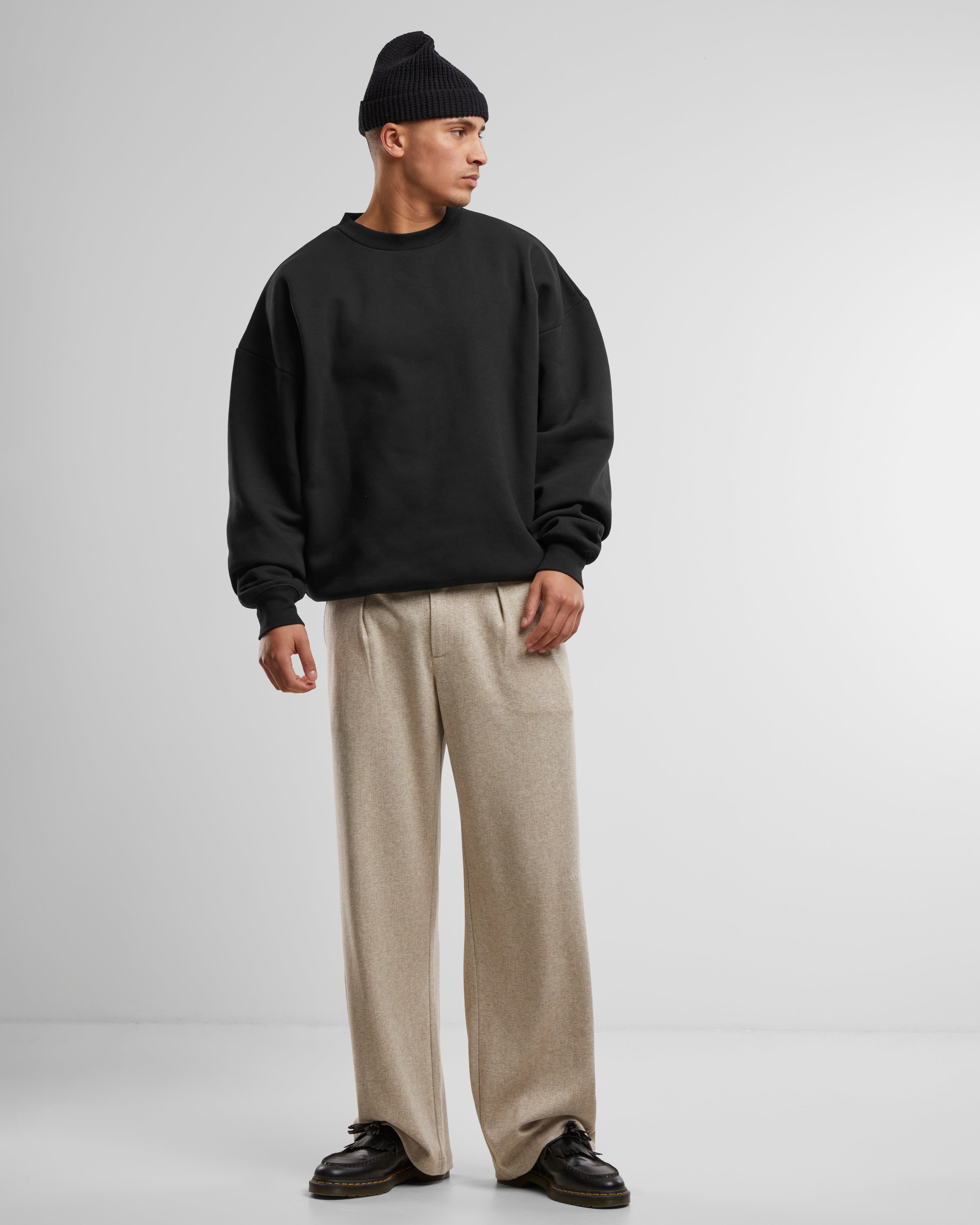 Oversized Crew Neck Black