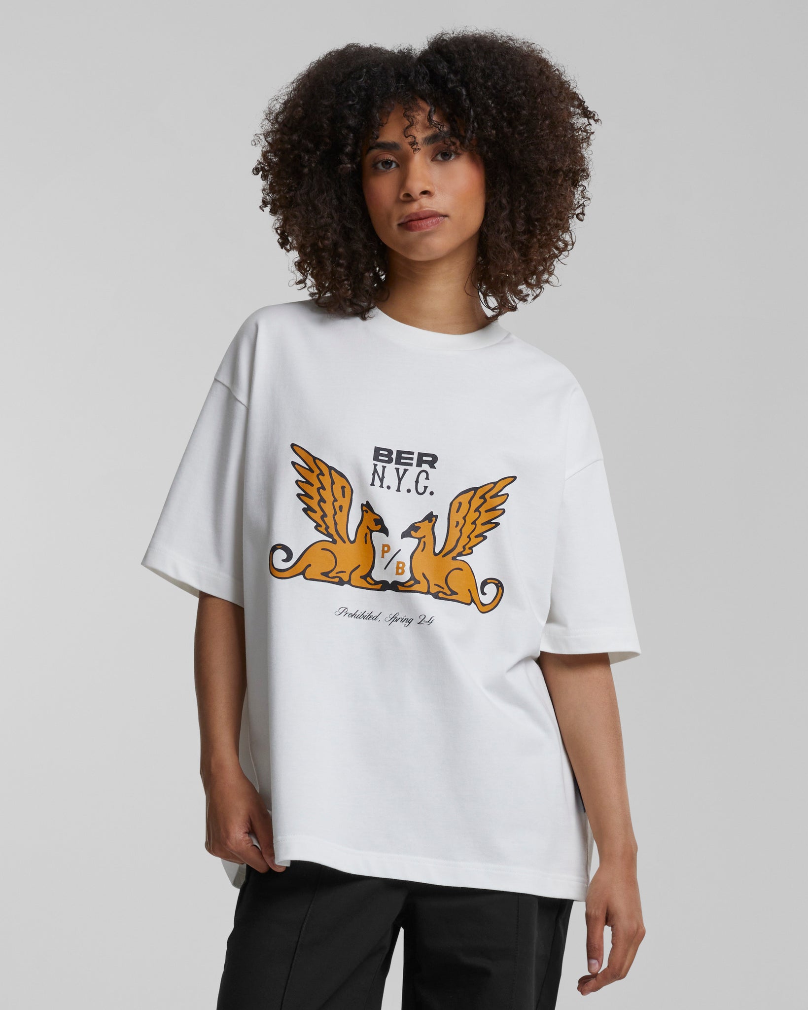 Griffin Tee Off-White