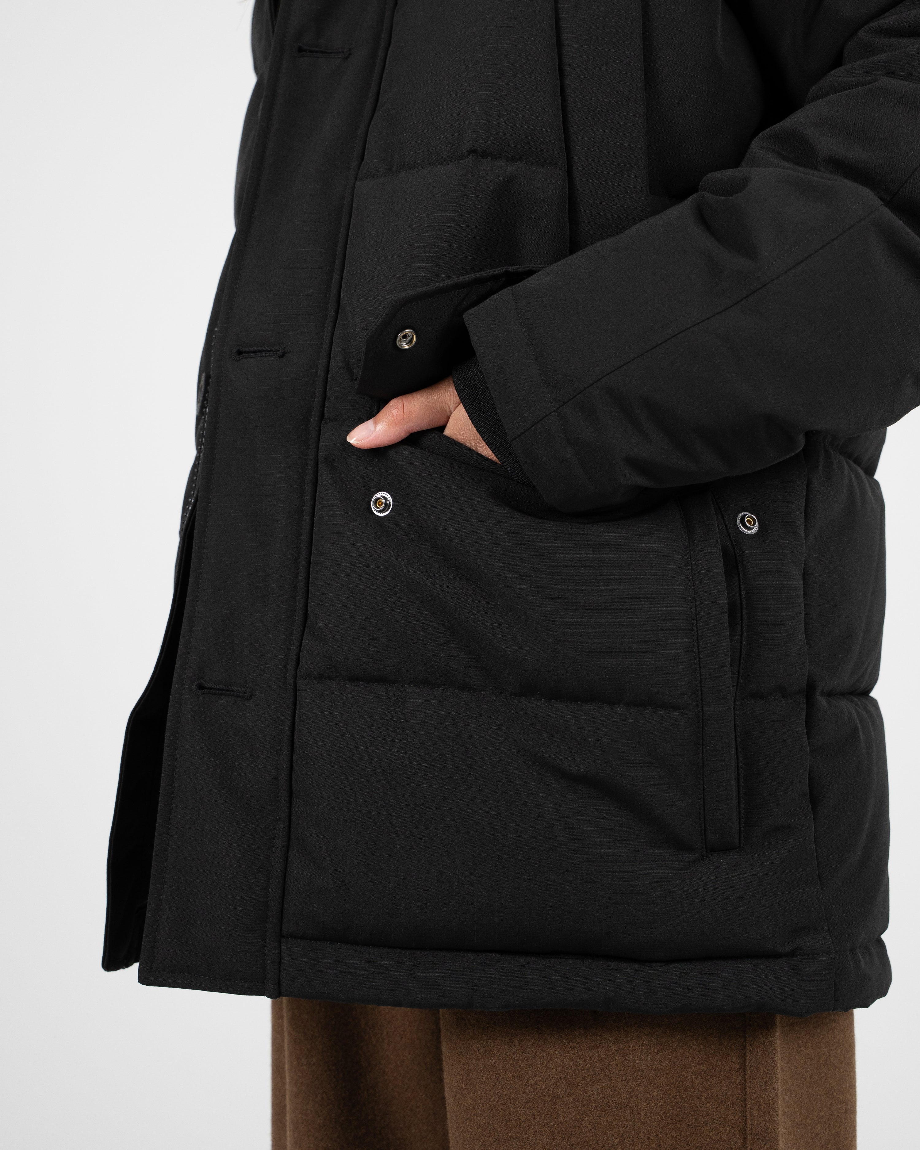 The Swiss Yuppie Winter Jacket Black