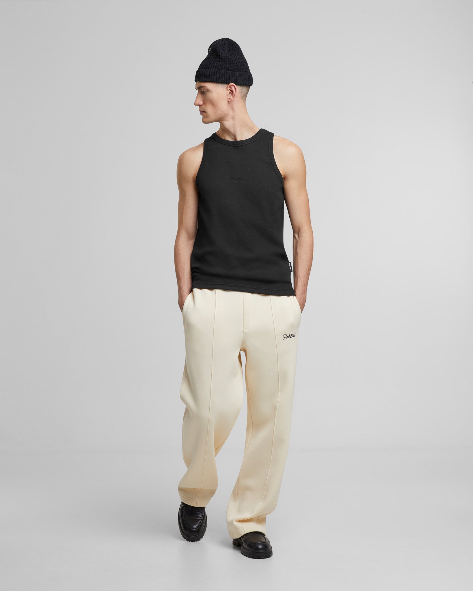 The Embroidery Tank Top Black