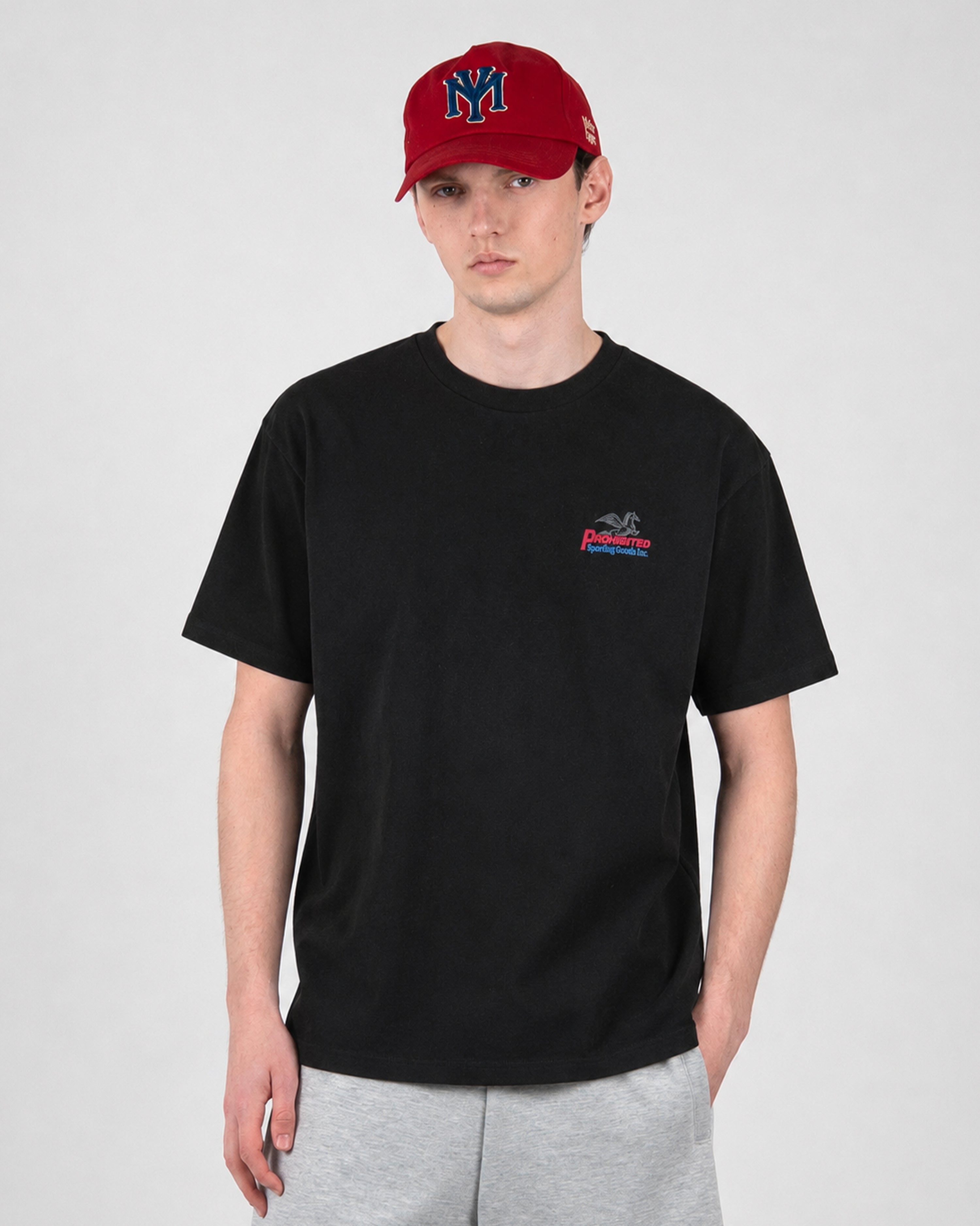Showroom Tee Black