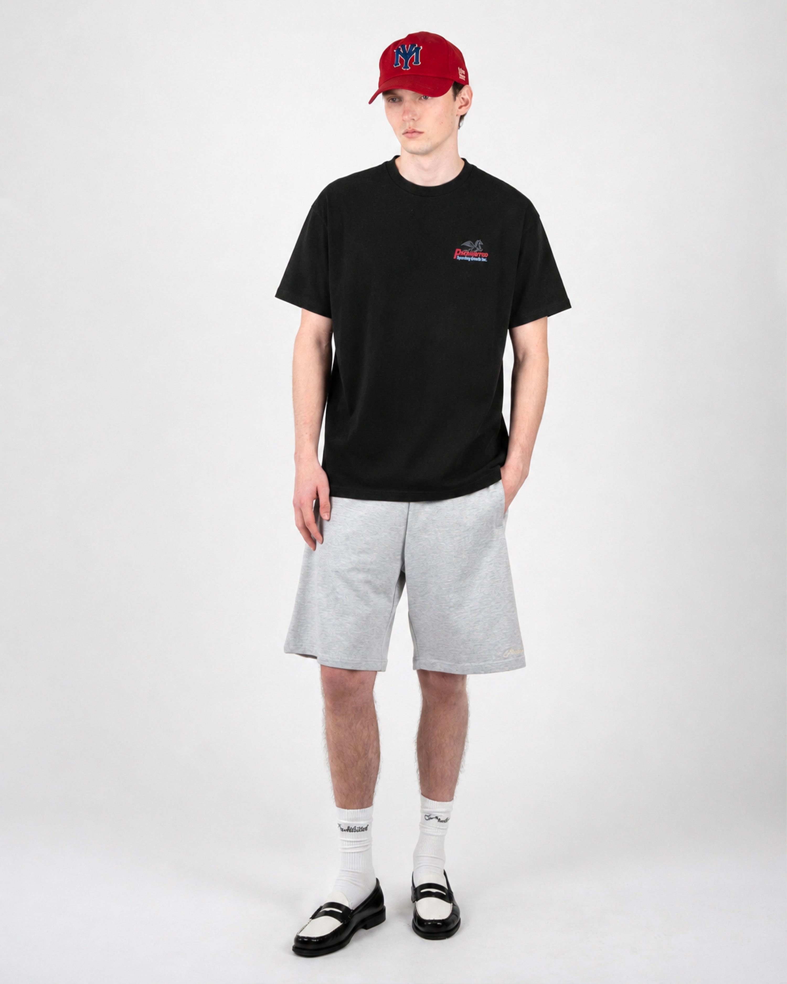 Showroom Tee Black