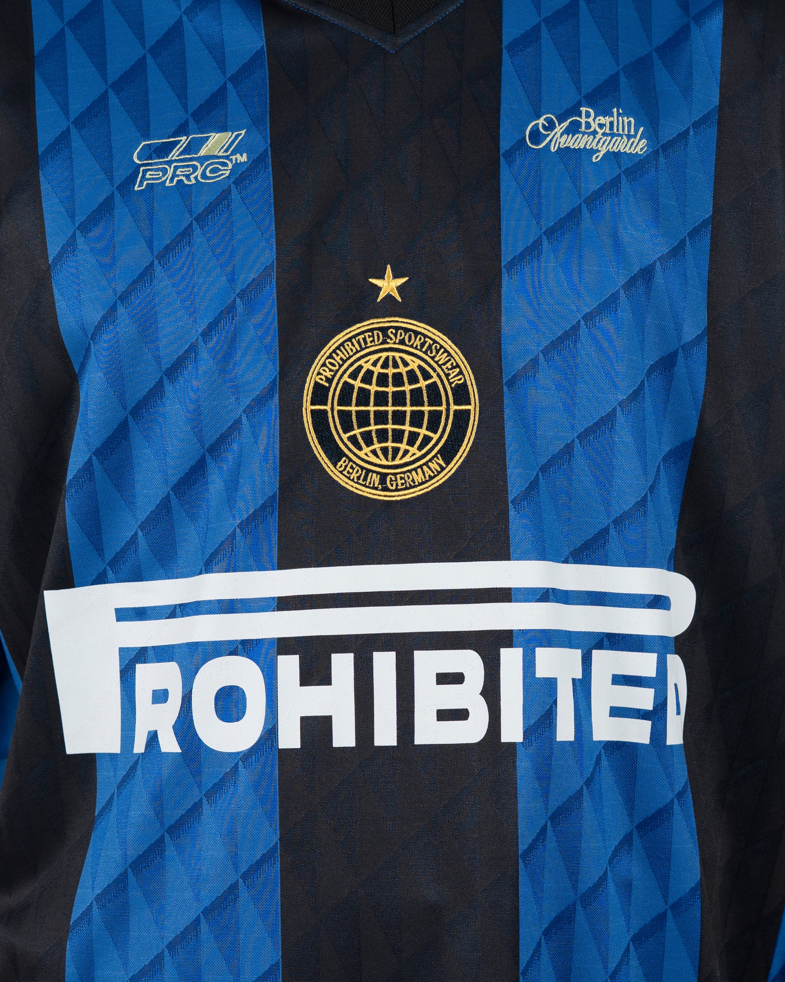 Adriano Trikot