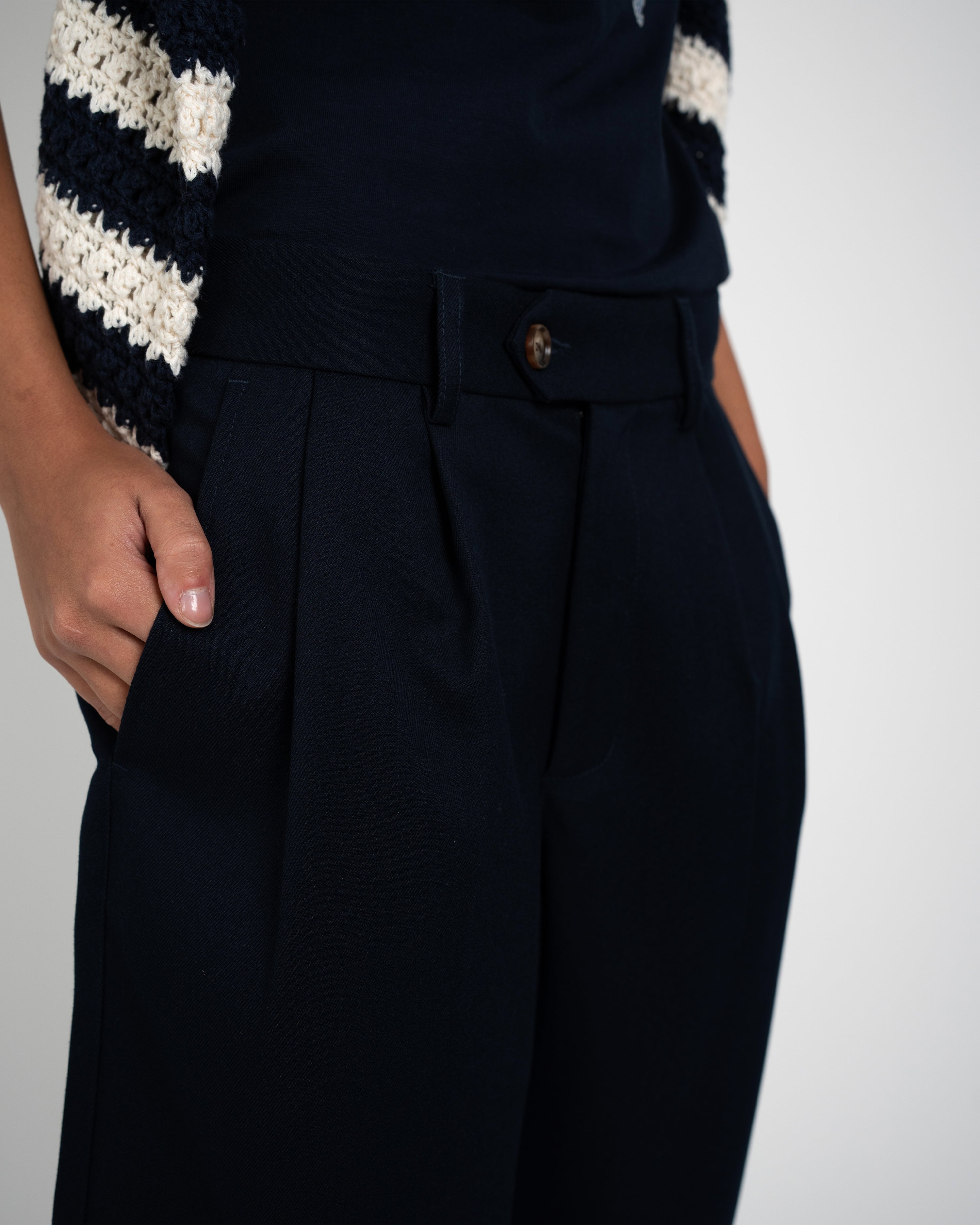 Newport Pleated Shorts Navy