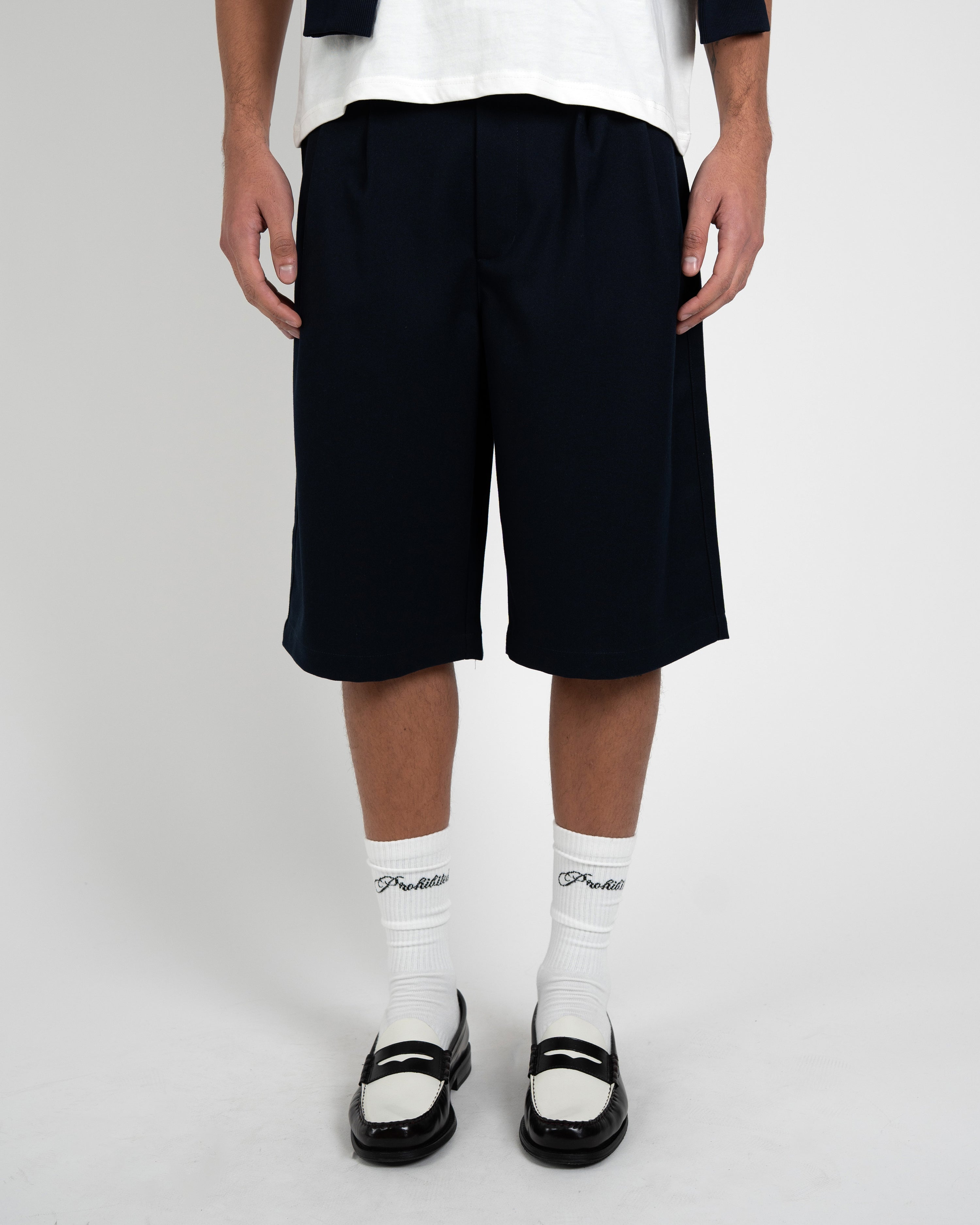 Newport Pleated Shorts Navy