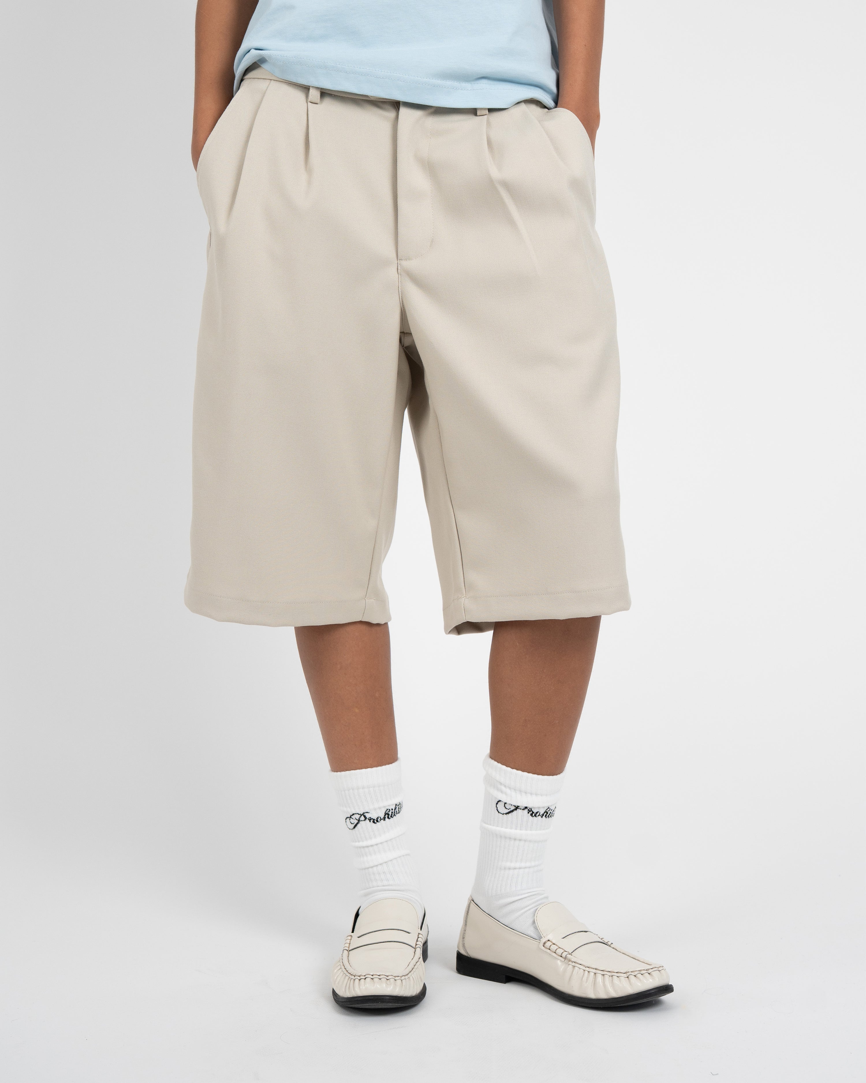 Newport Pleated Shorts Cream