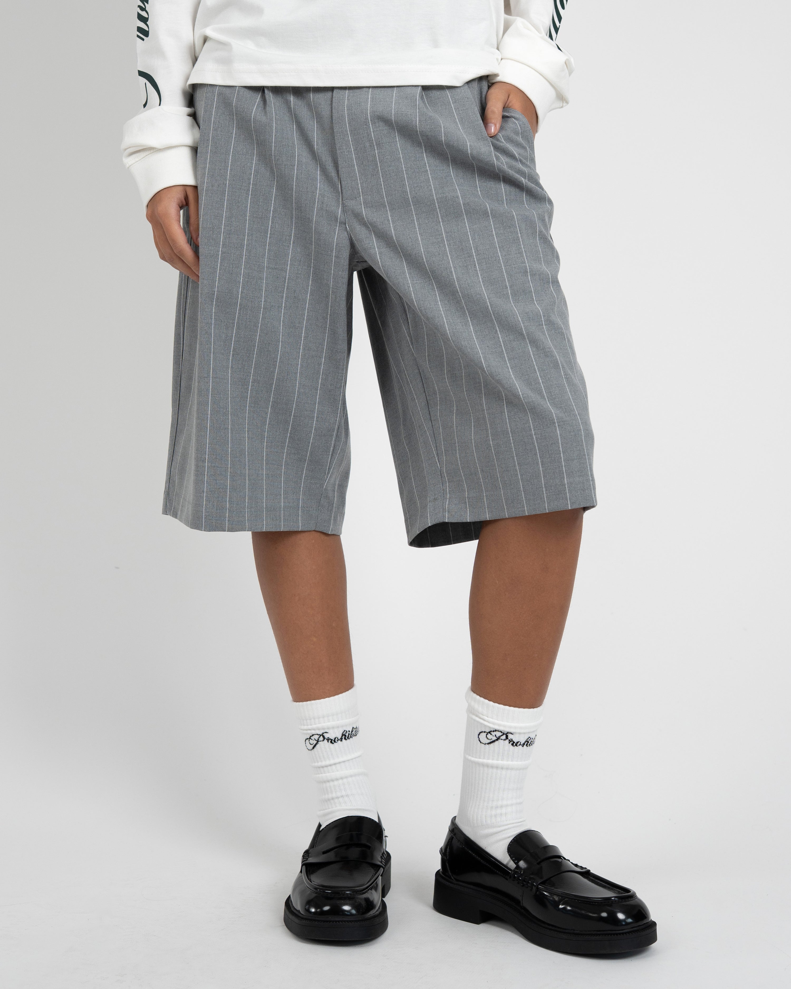 Newport Pleated Shorts Grey