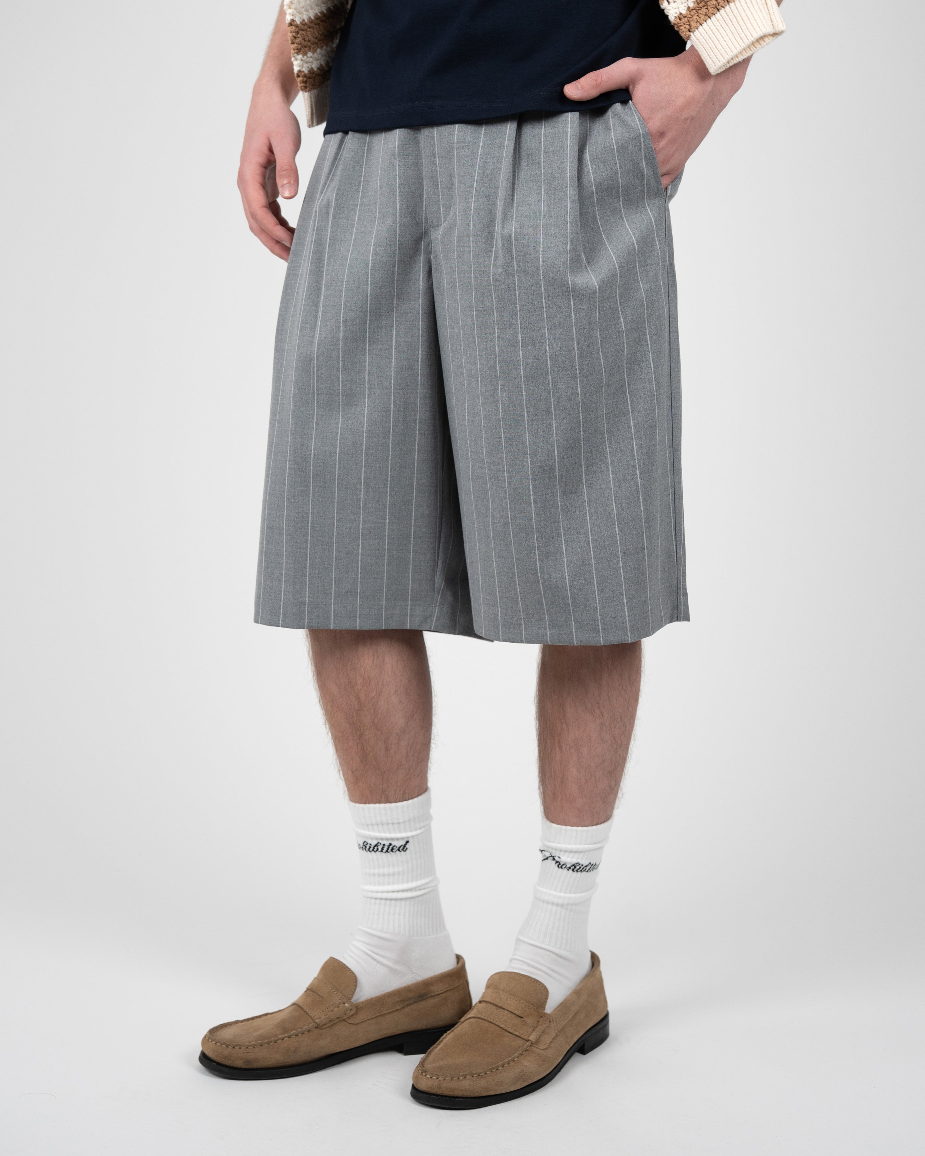 Newport Pleated Shorts Grey