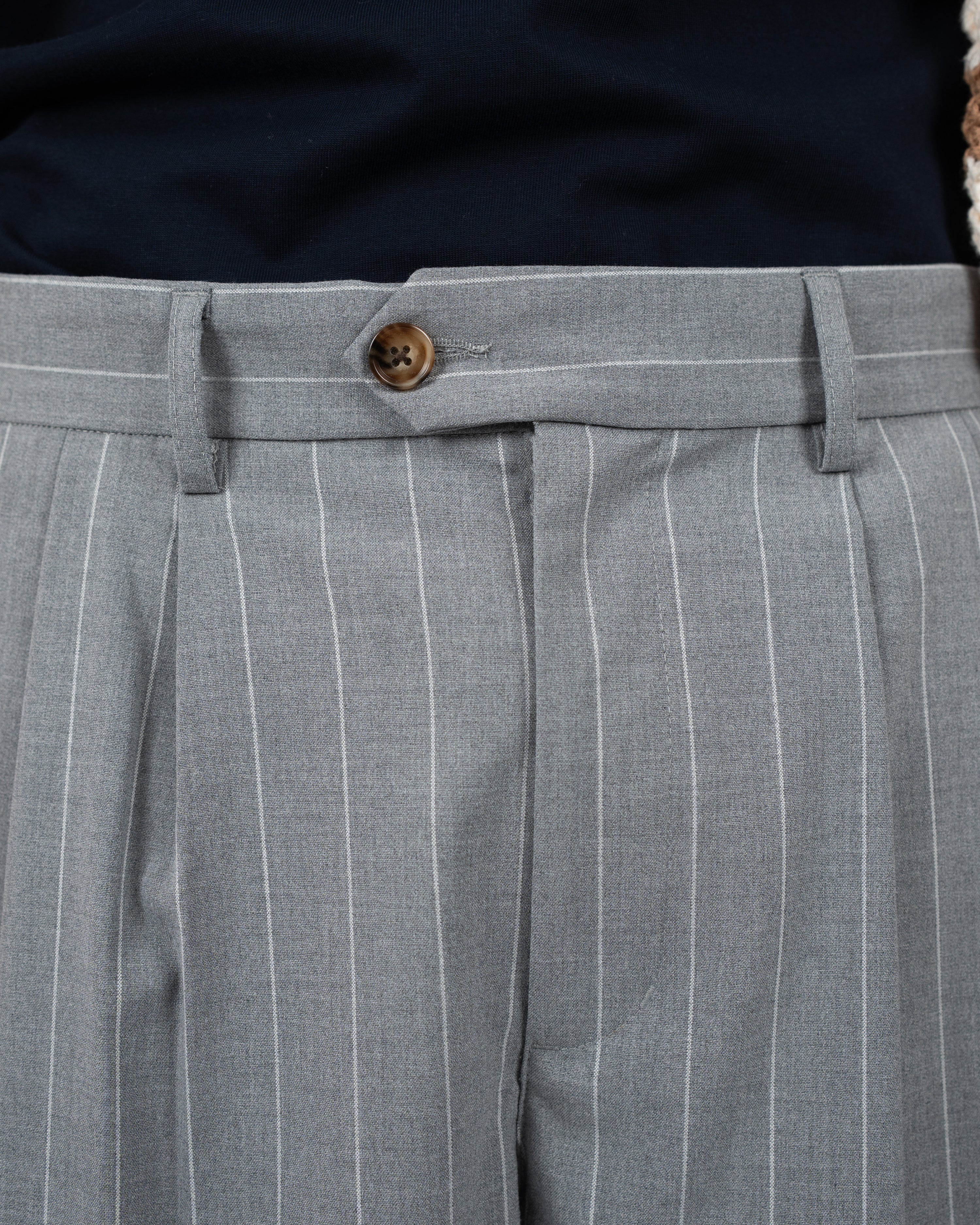 Newport Pleated Shorts Grey