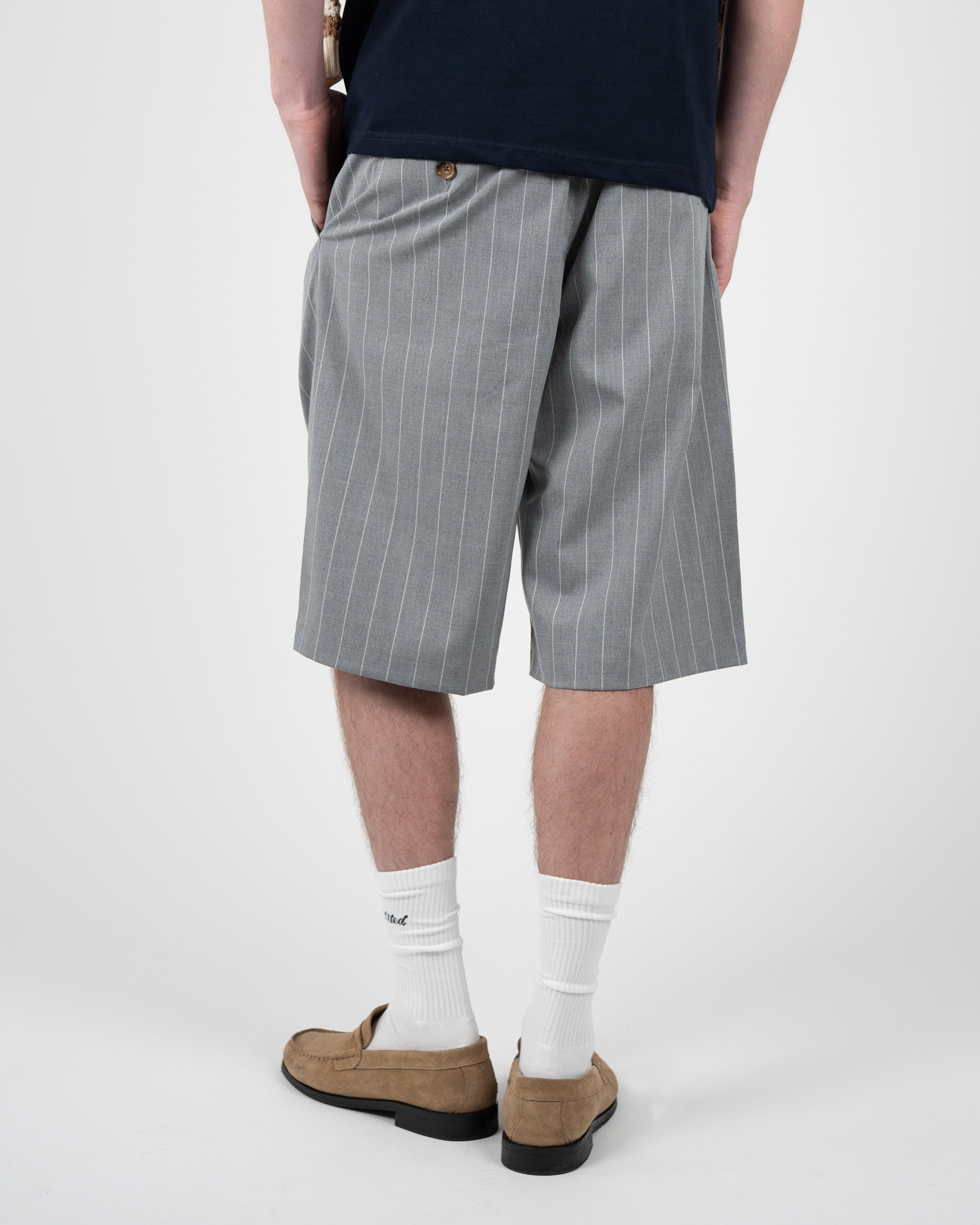 Newport Pleated Shorts Grey