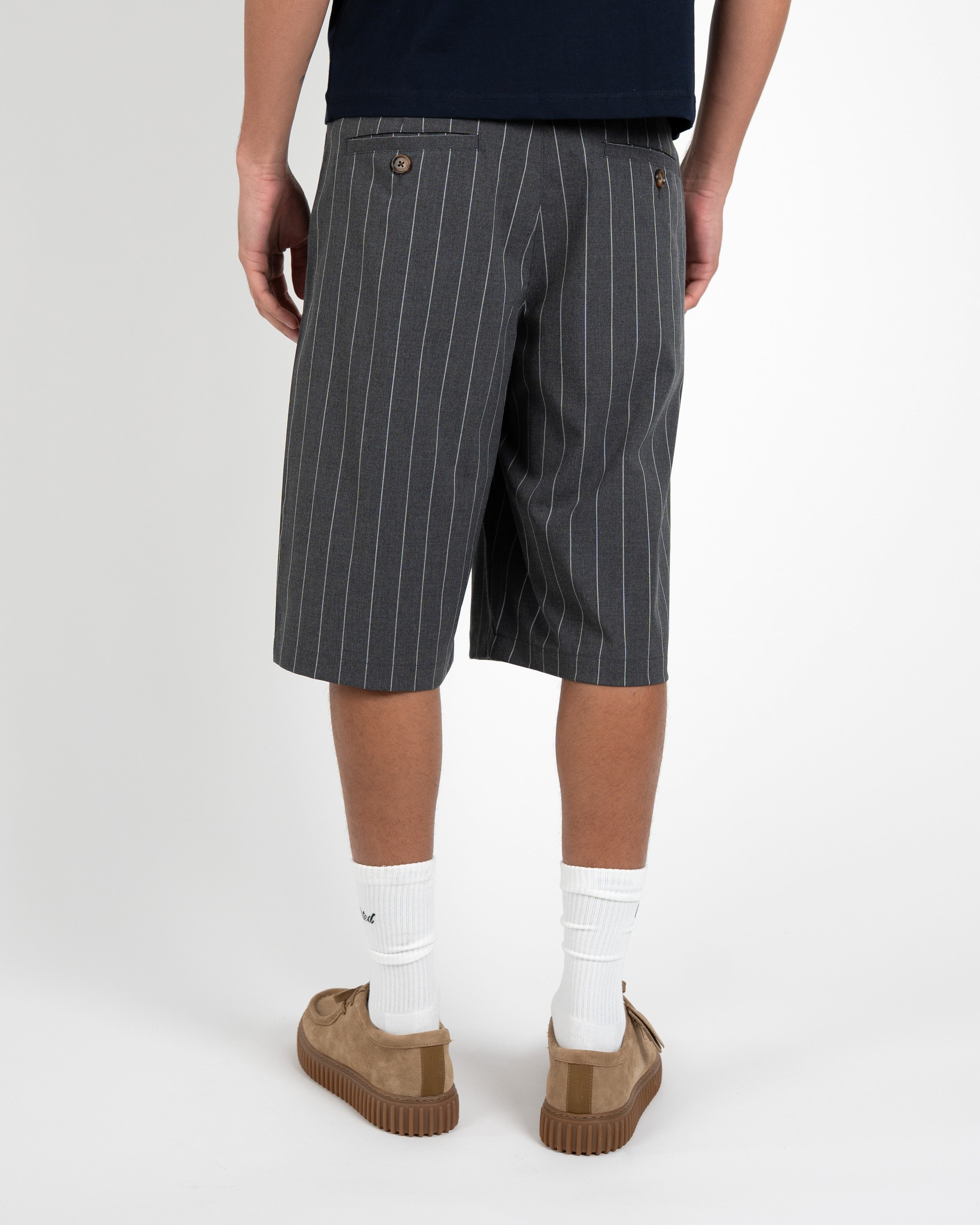 Newport Pleated Shorts Dark Grey