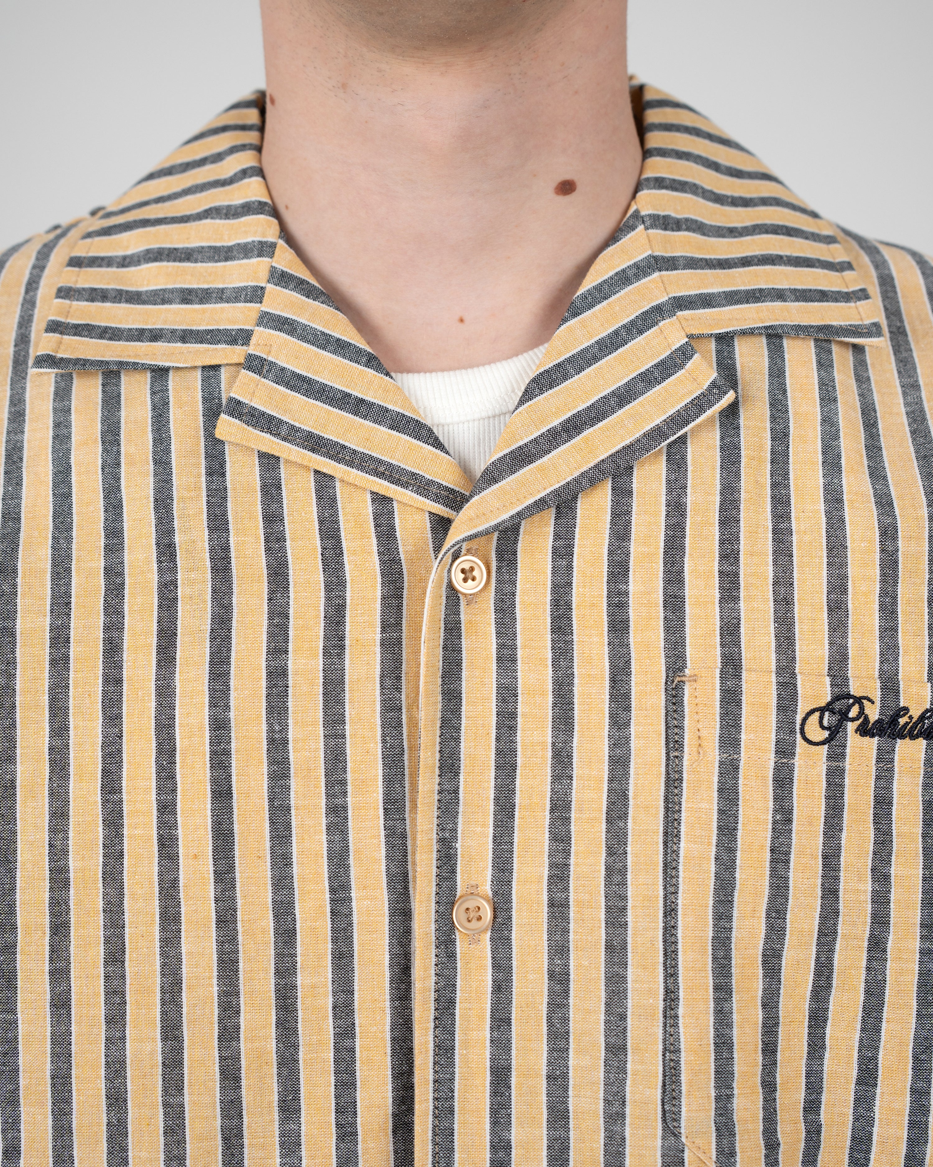 Vineyard Breeze Shirt Yellow