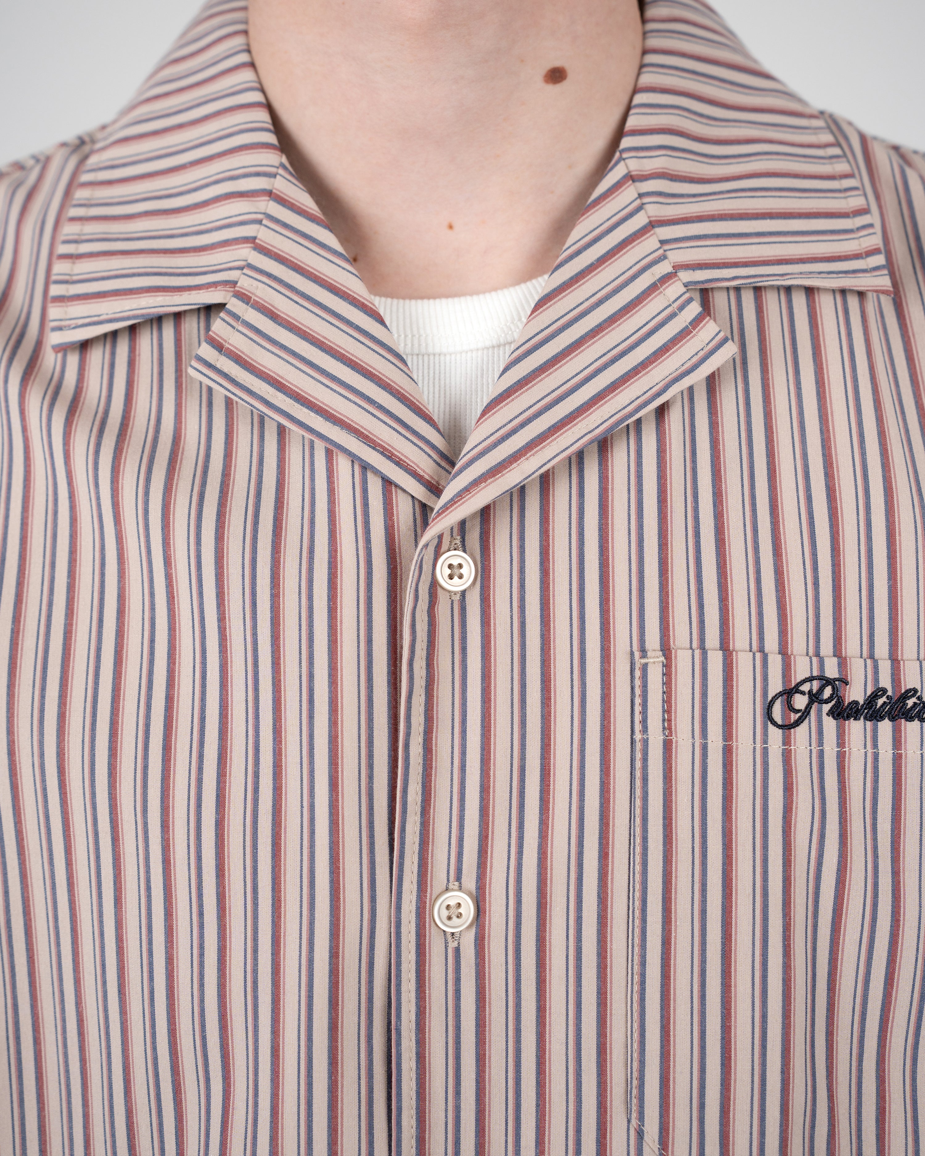 Vineyard Breeze Shirt Red