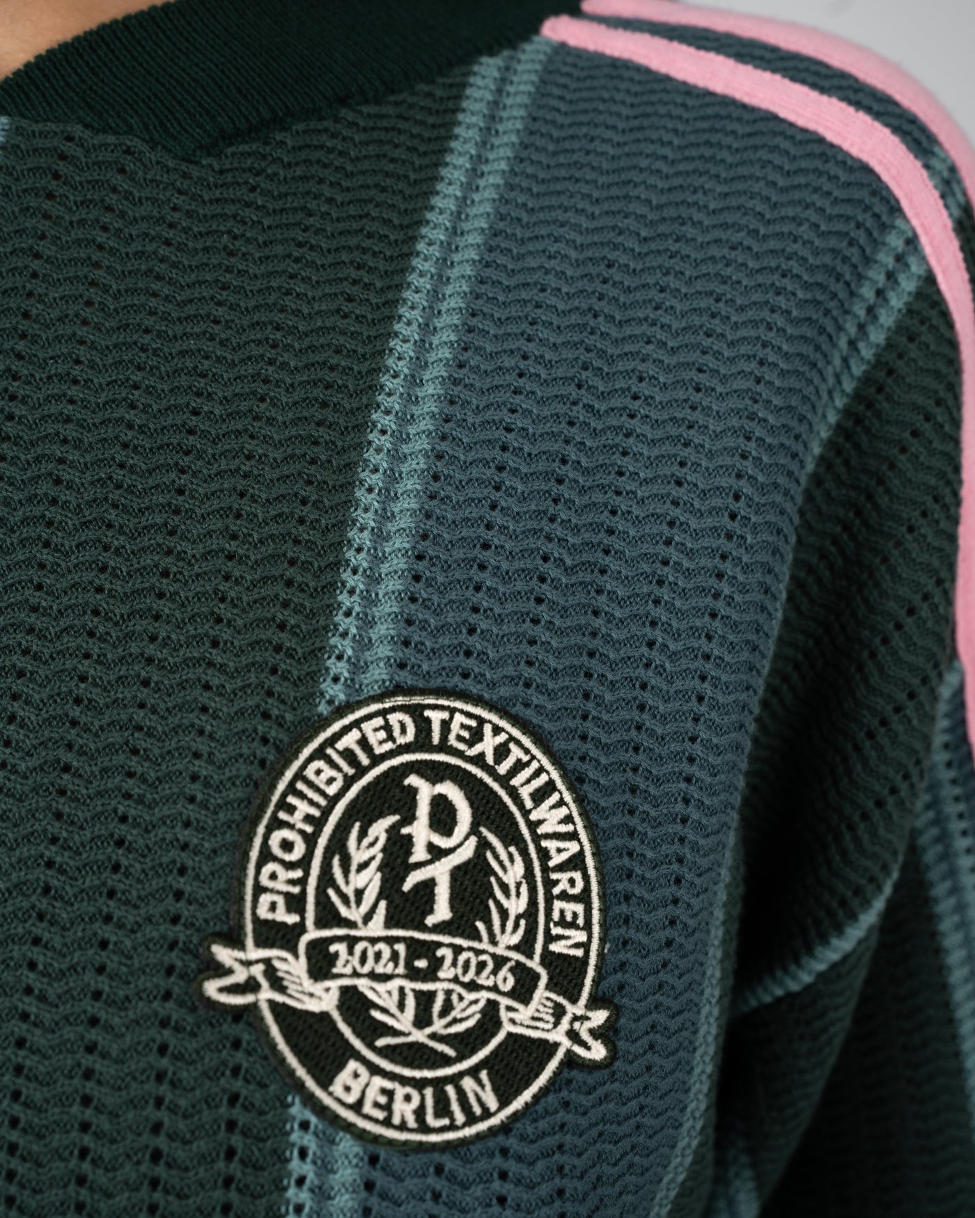 Striped Team Knit Trikot | Green