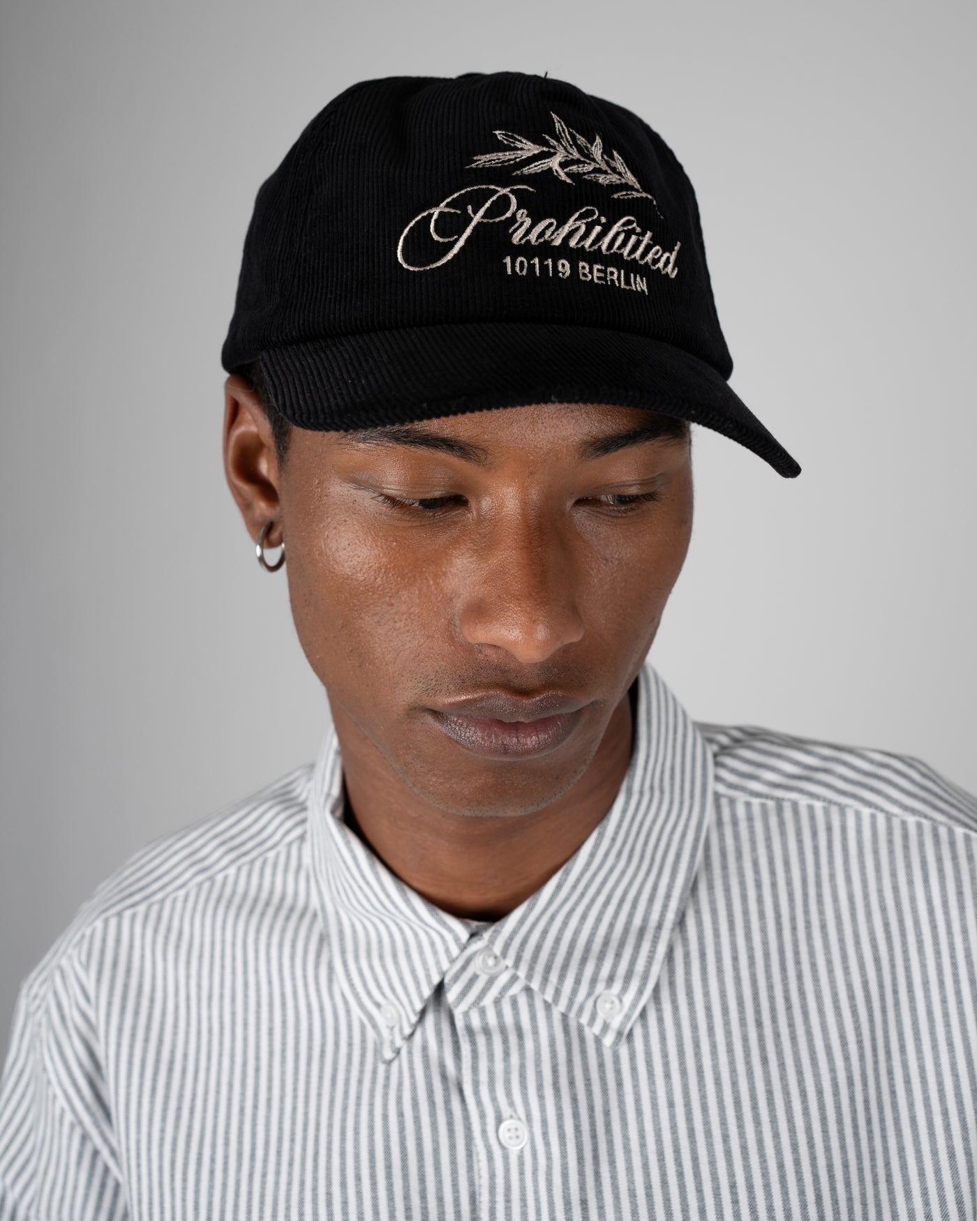 Leaf Corduroy Cap | Black