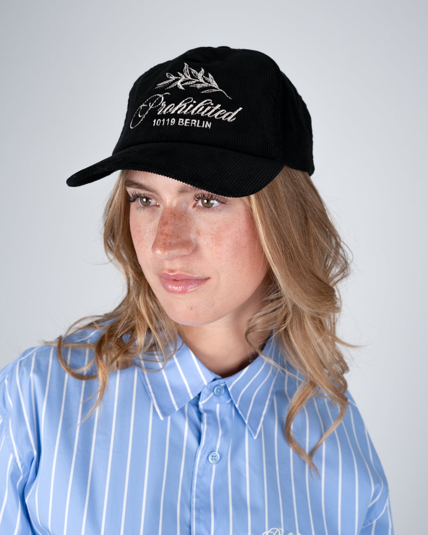 Leaf Corduroy Cap | Black