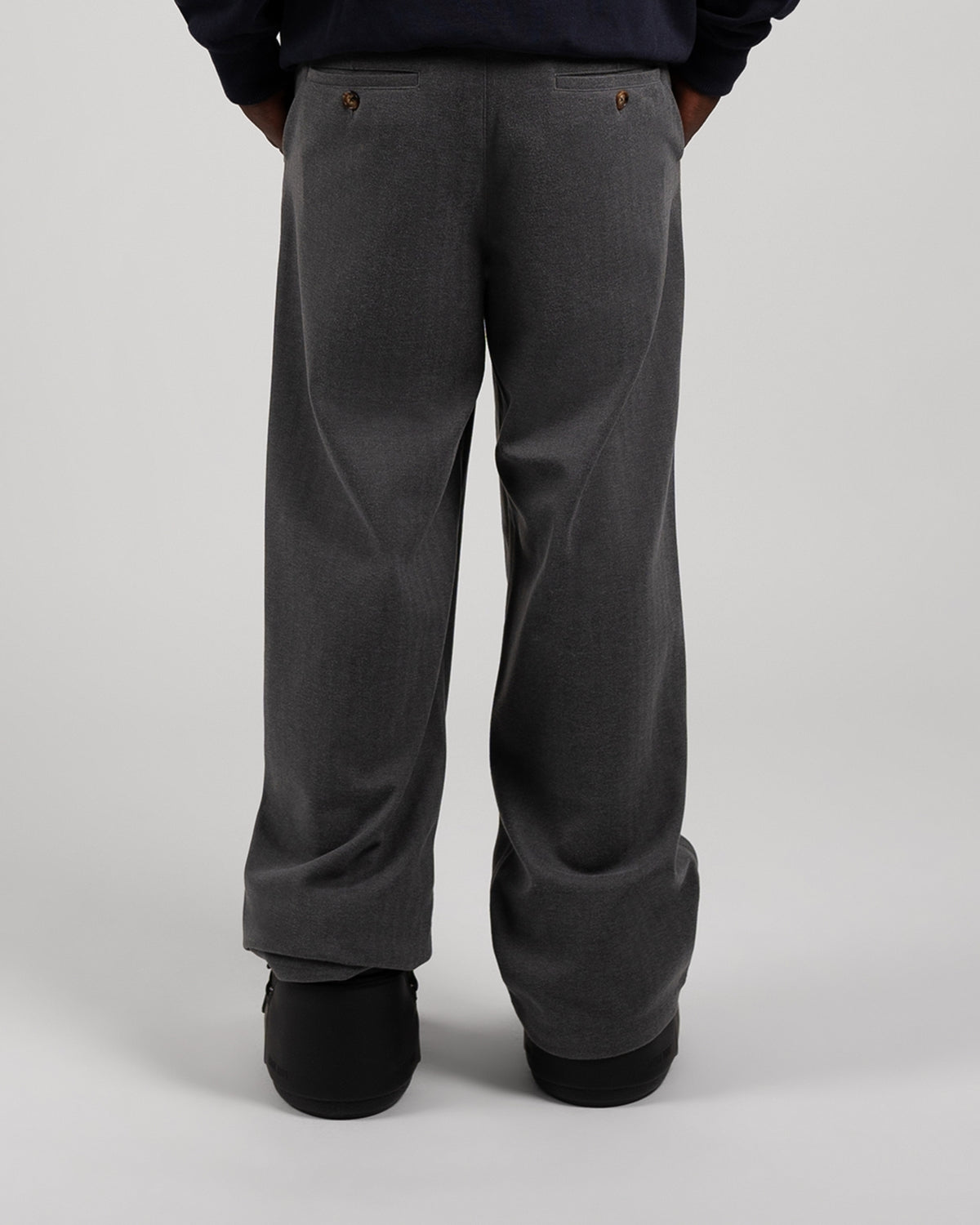 Powder Pleated Pants | Grey