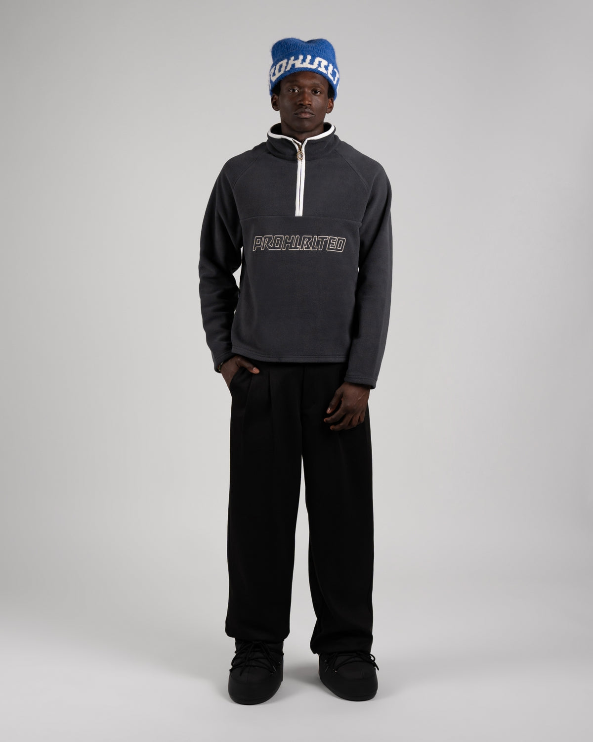 Powder Pleated Pants | Black