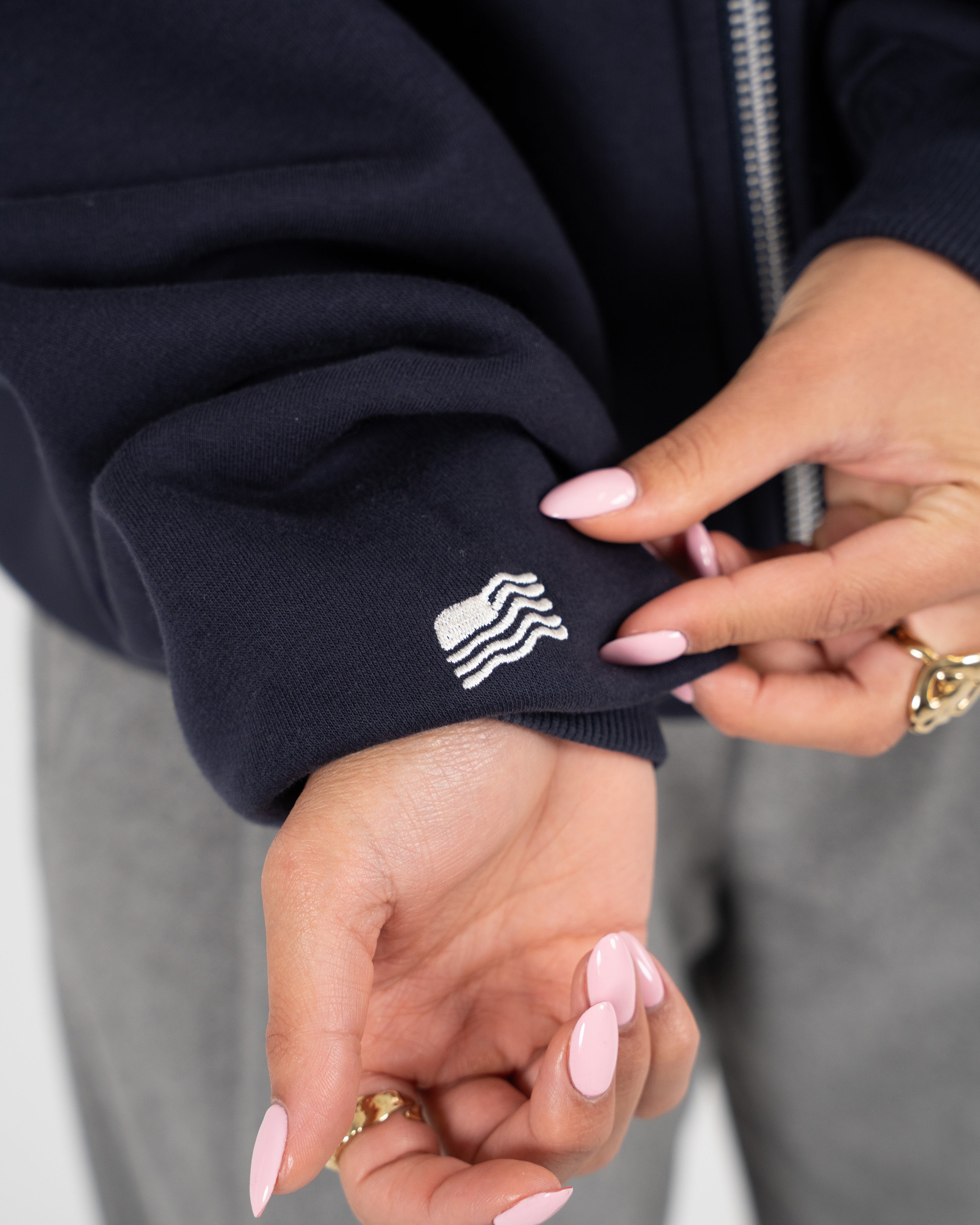 Club Member Contrast Zip-Hoodie Navy