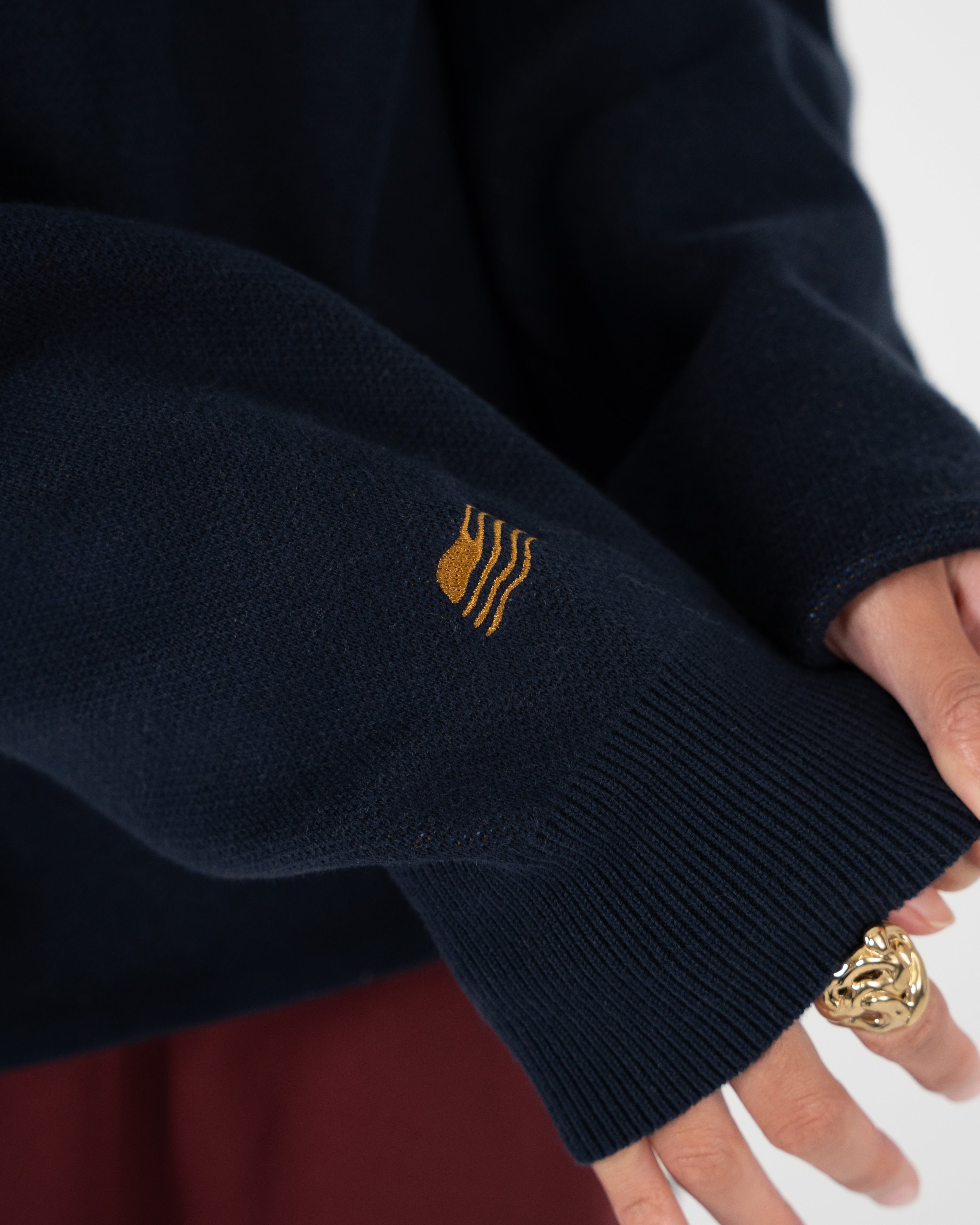 Contrast Clubhouse Knit Navy