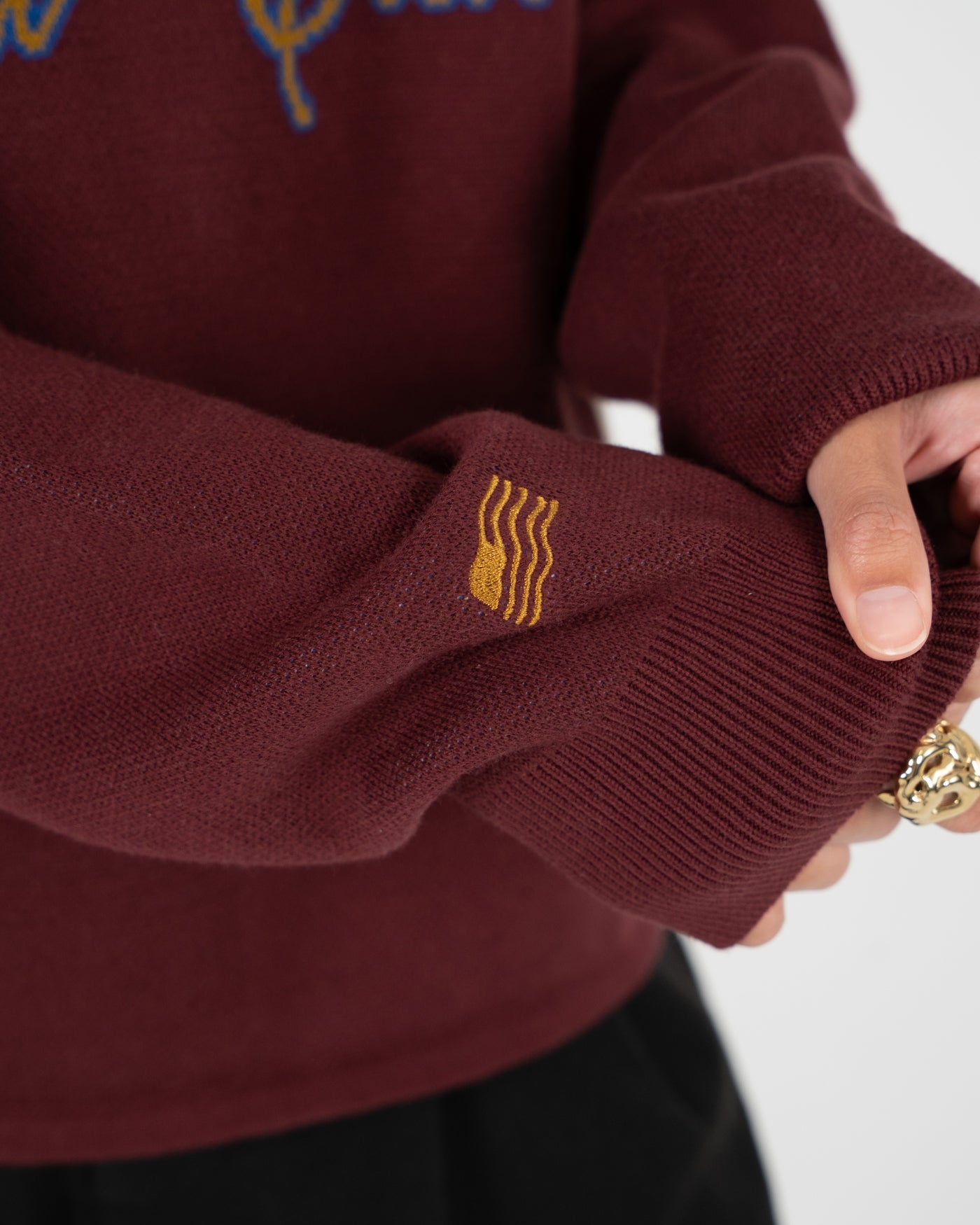 Contrast Clubhouse Knit | Bordeaux