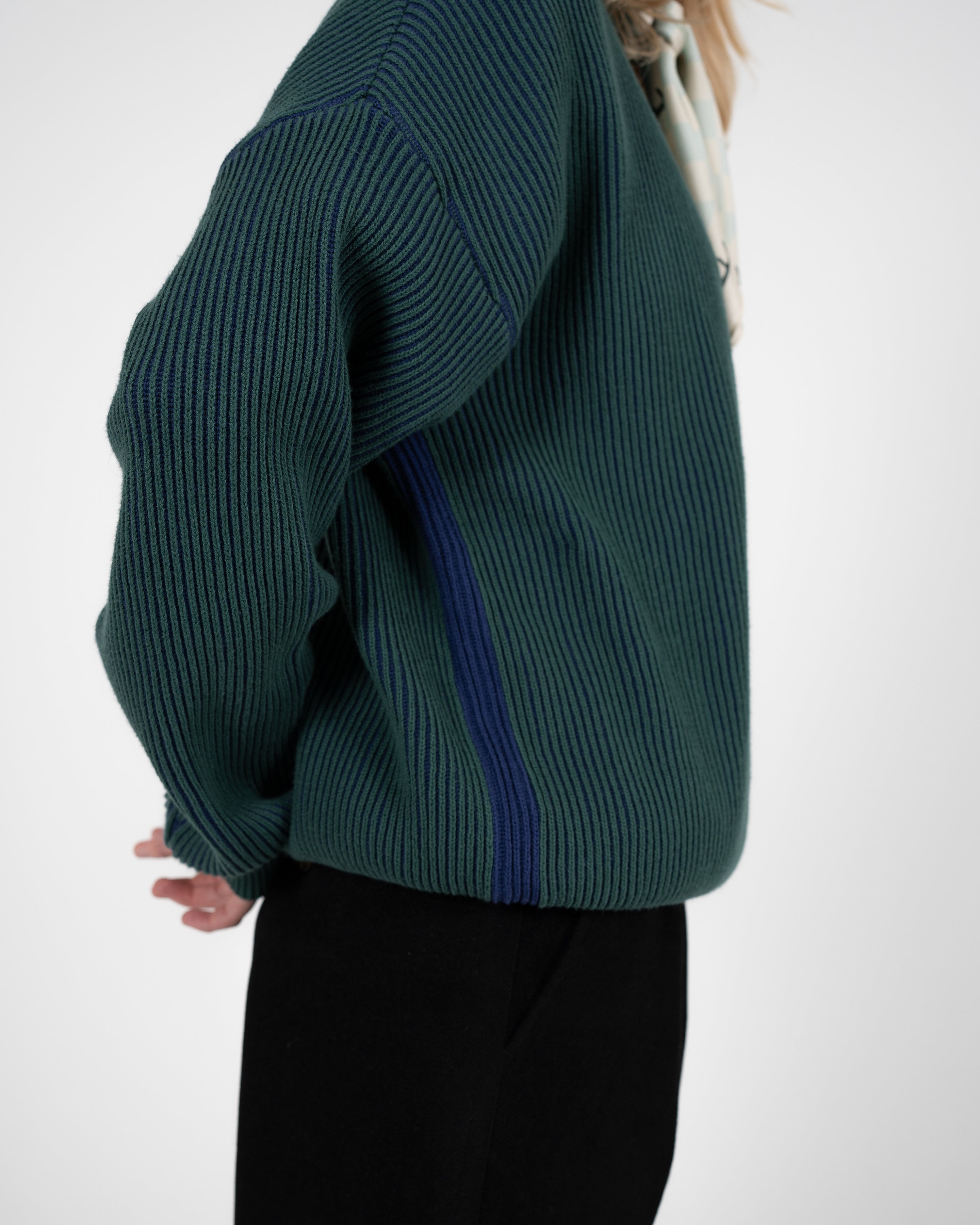 Cutoff Knit Sweater Green