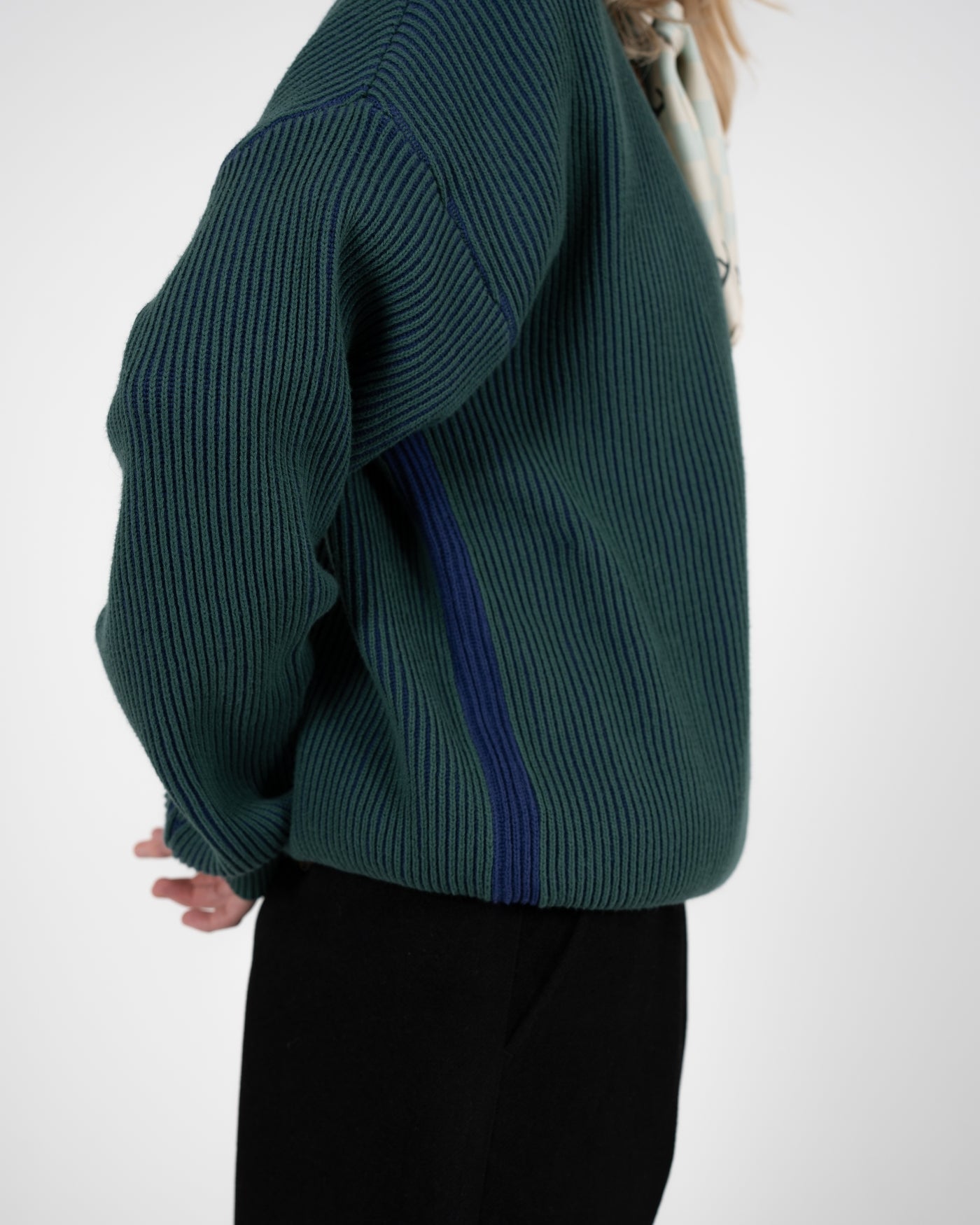 Cutoff Knit Sweater | Green