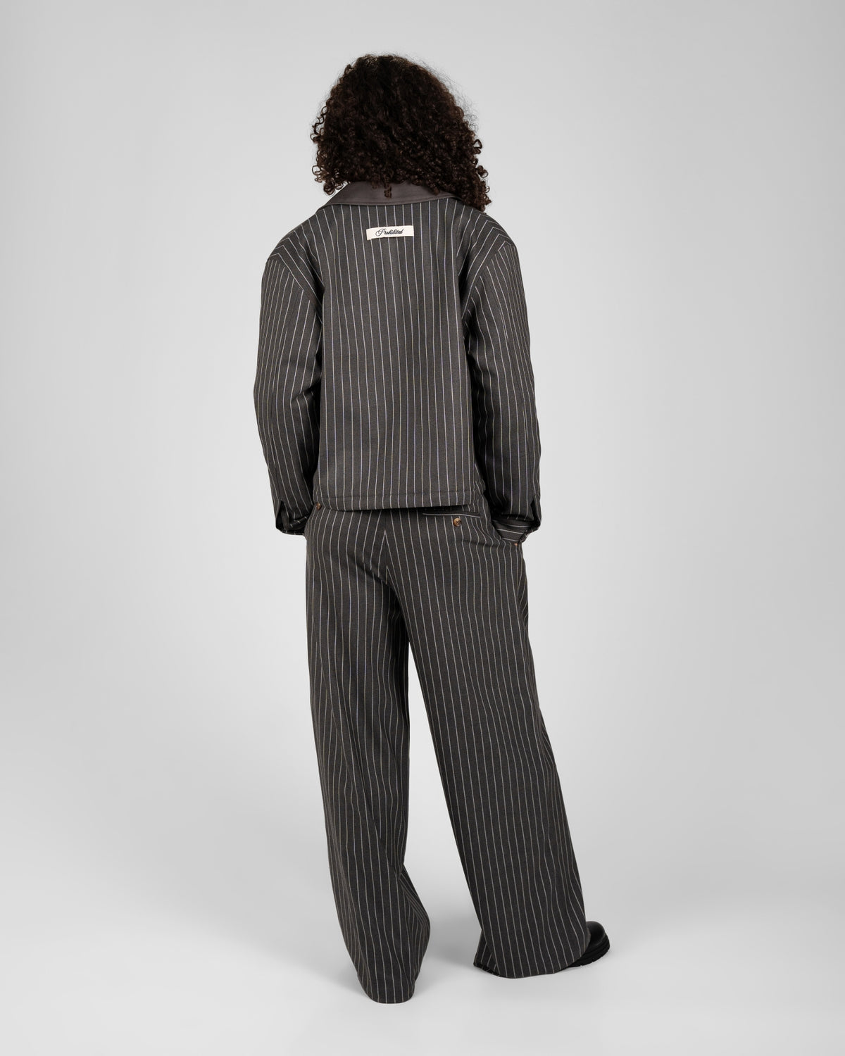 Decade Pleated Pants | Dark Grey