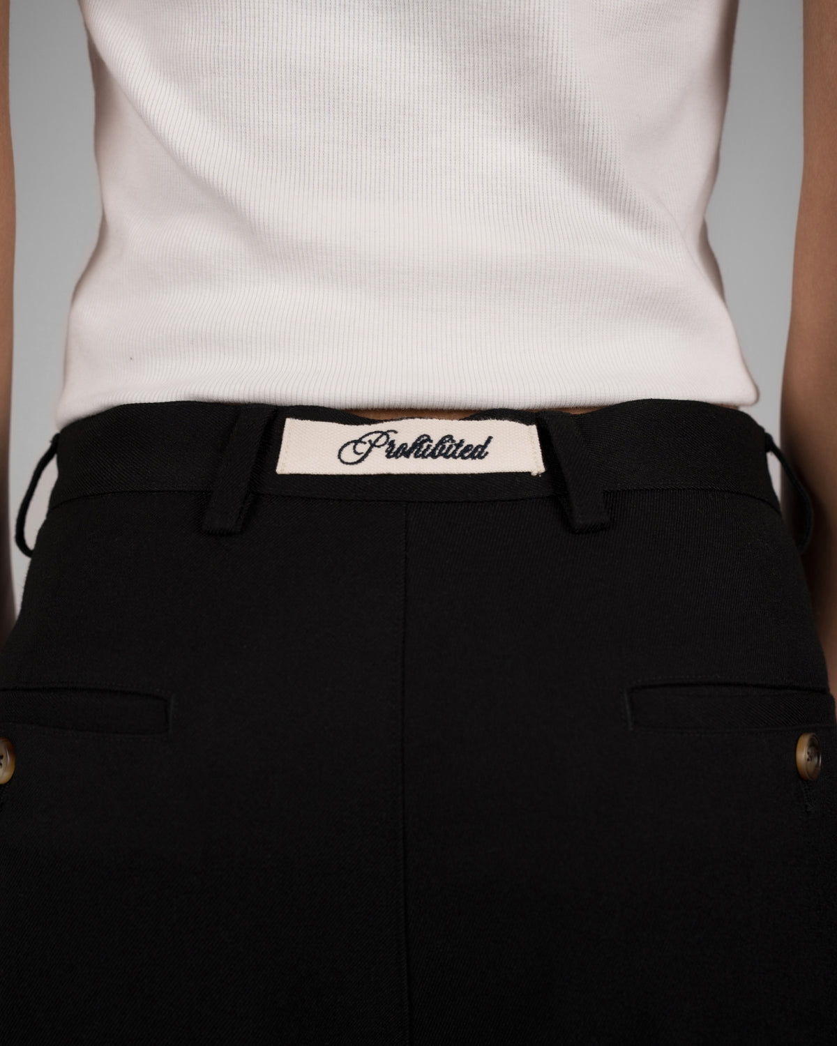 Vivid Pleated Pants | Black