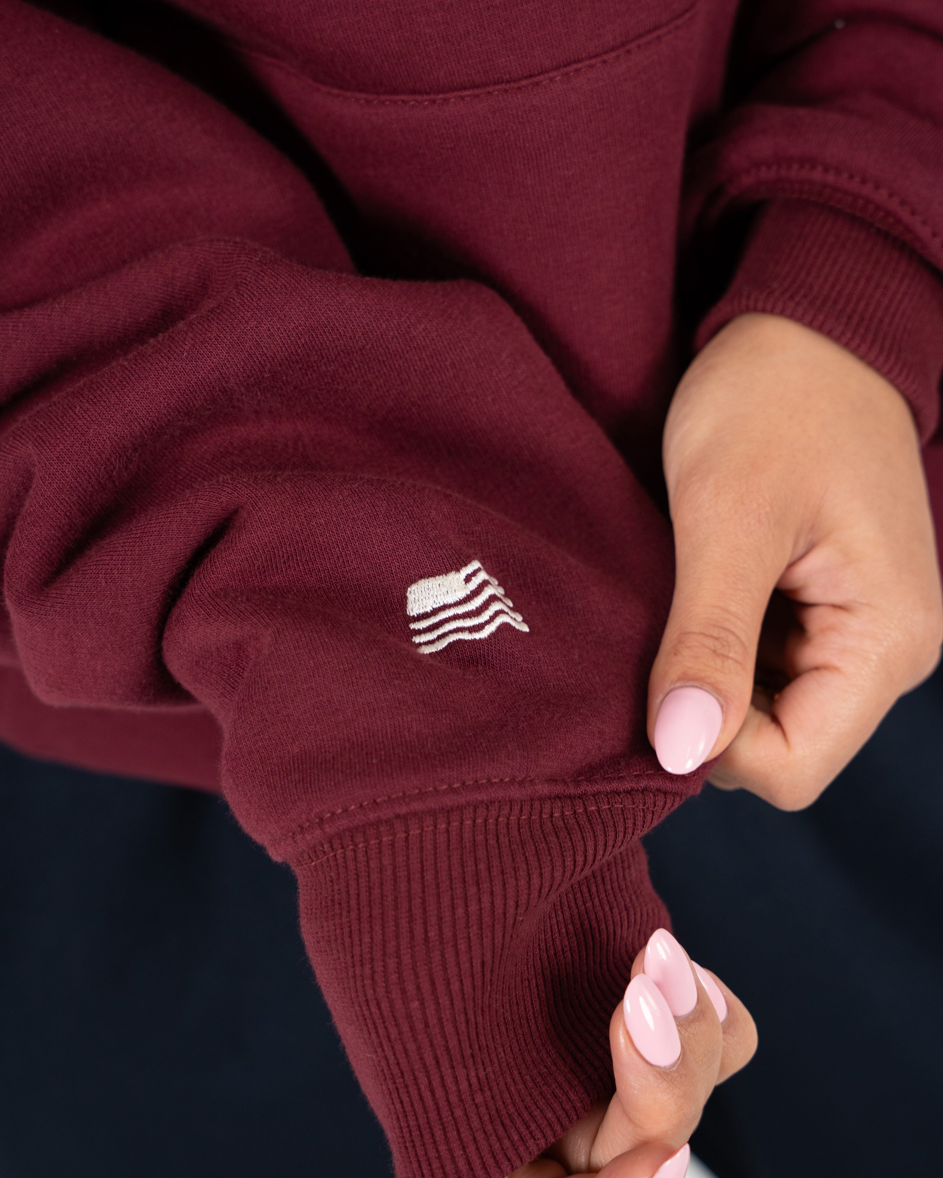 Emblem Patch Hoodie Bordeaux