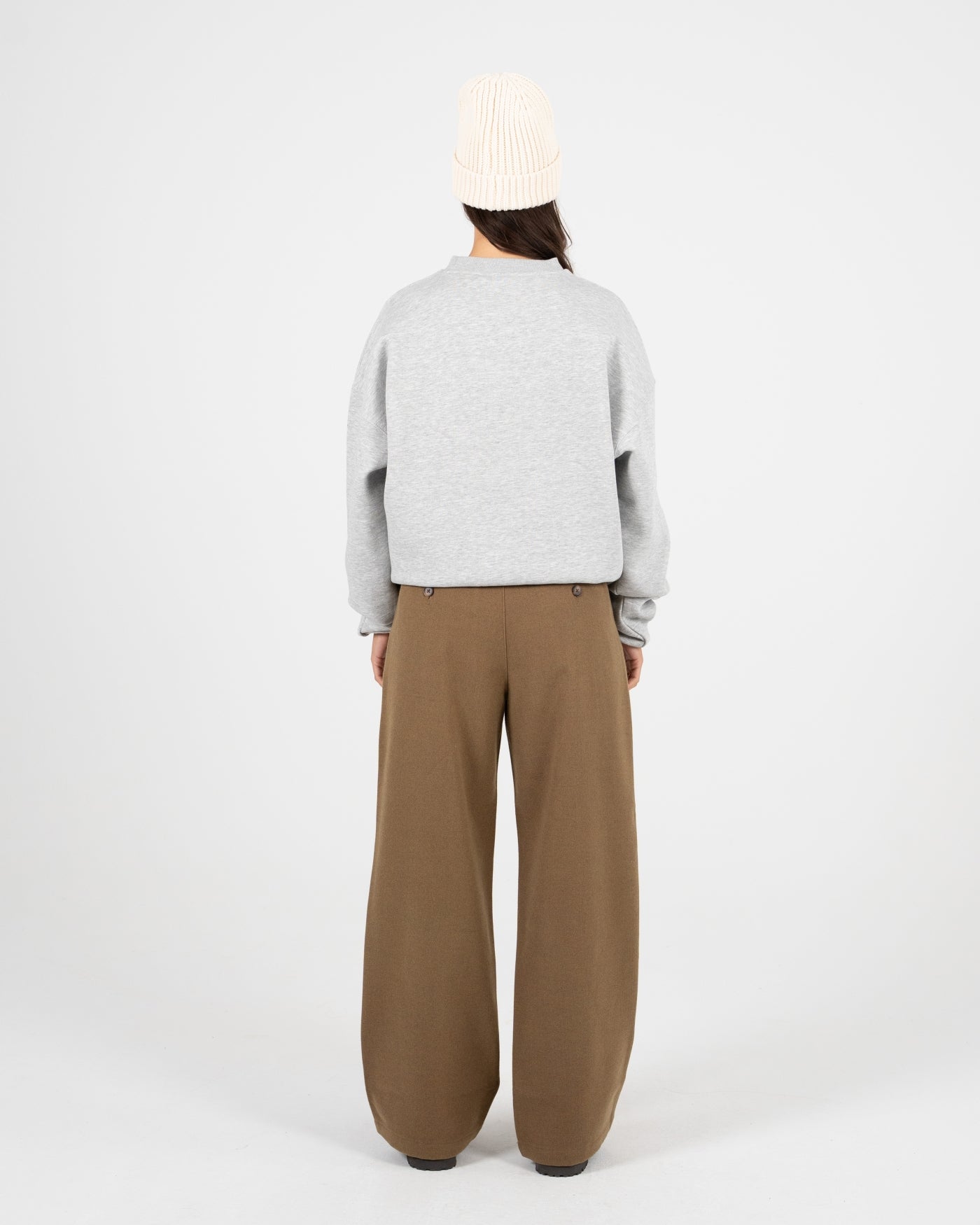 Emblem Patch Crew Neck | Grey Melange