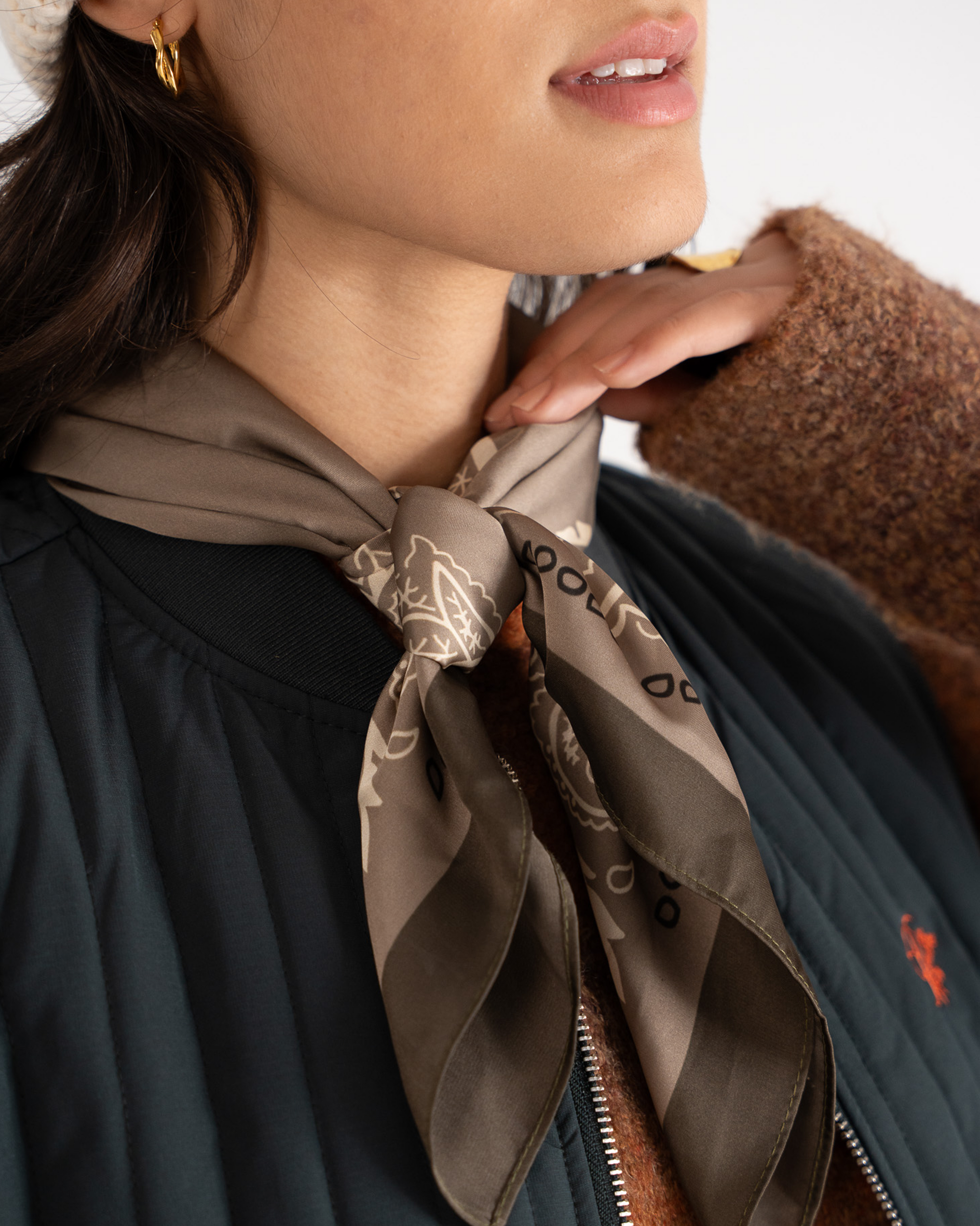 Escapism Scarf Brown