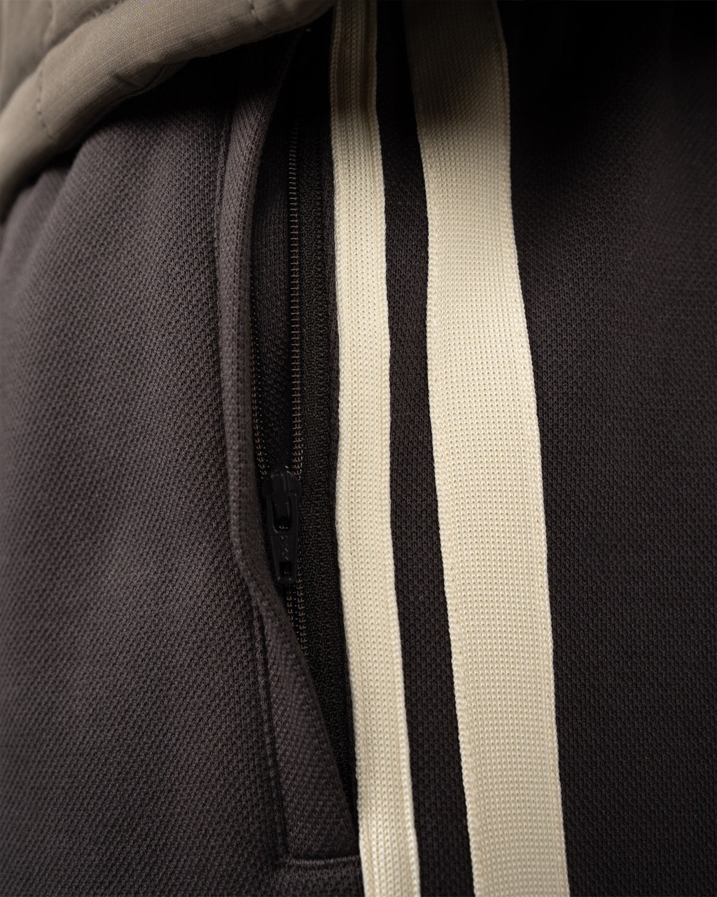 Basic Trackpants | Brown
