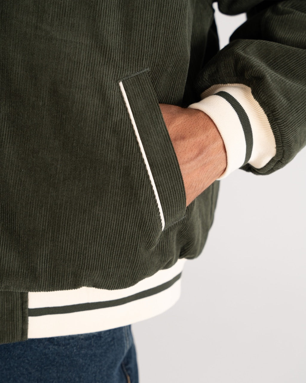 Bloom Corduroy  Bomber Jacket | Green