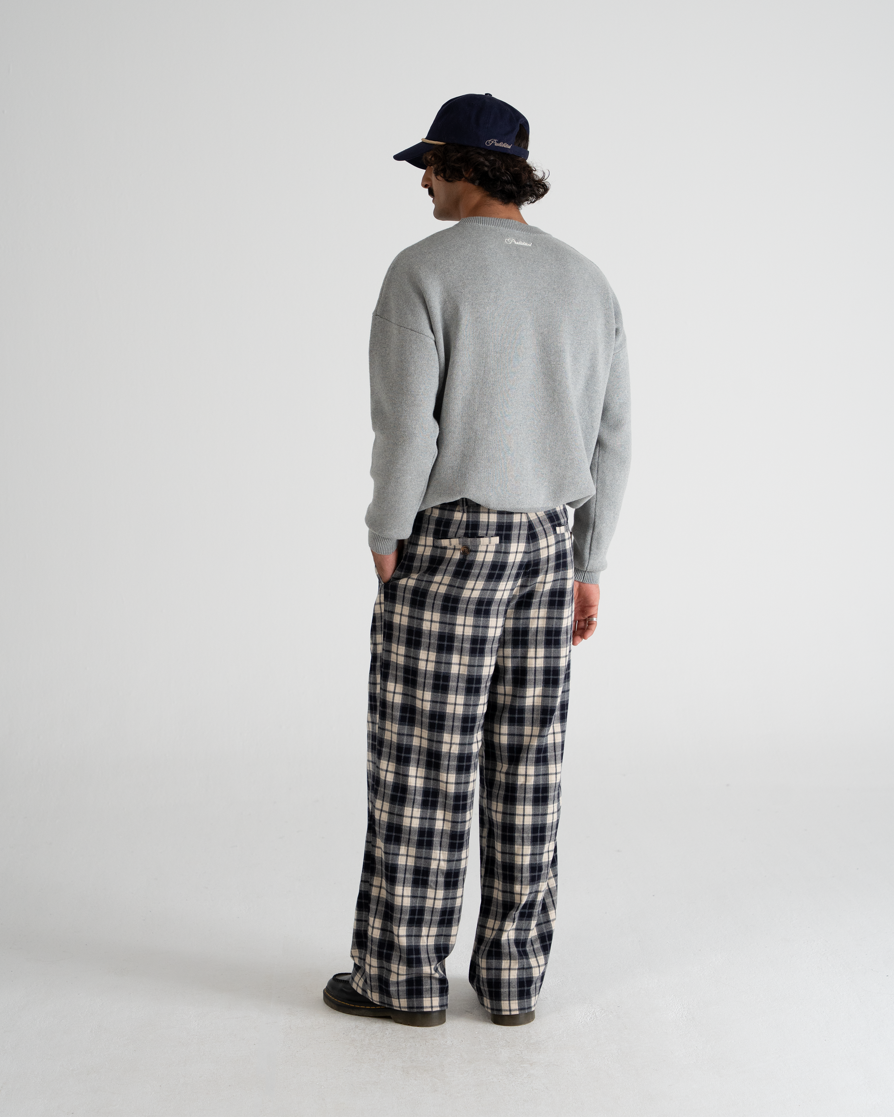 Legacy Knit Sweater Grey