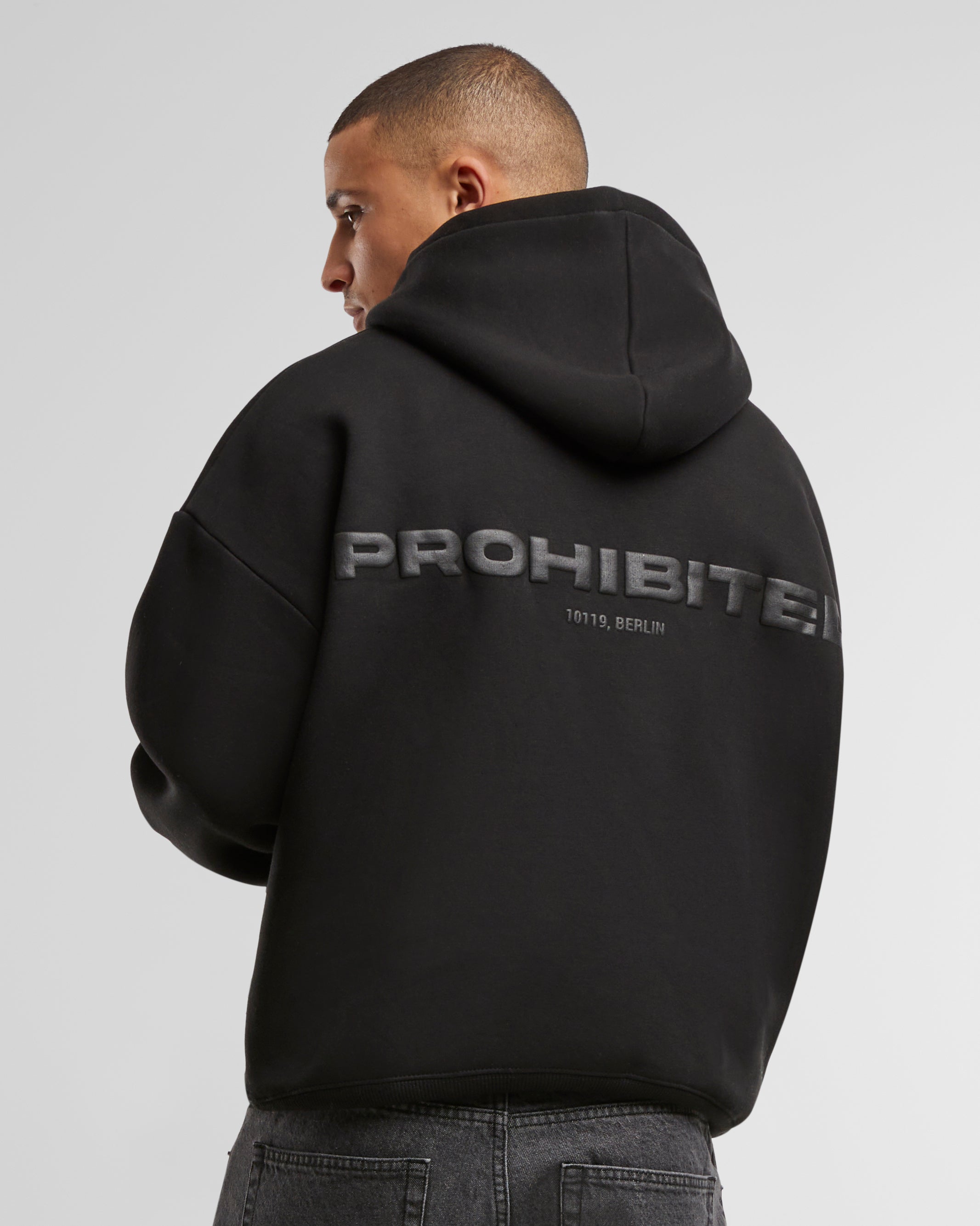 10119 Hoodie Black