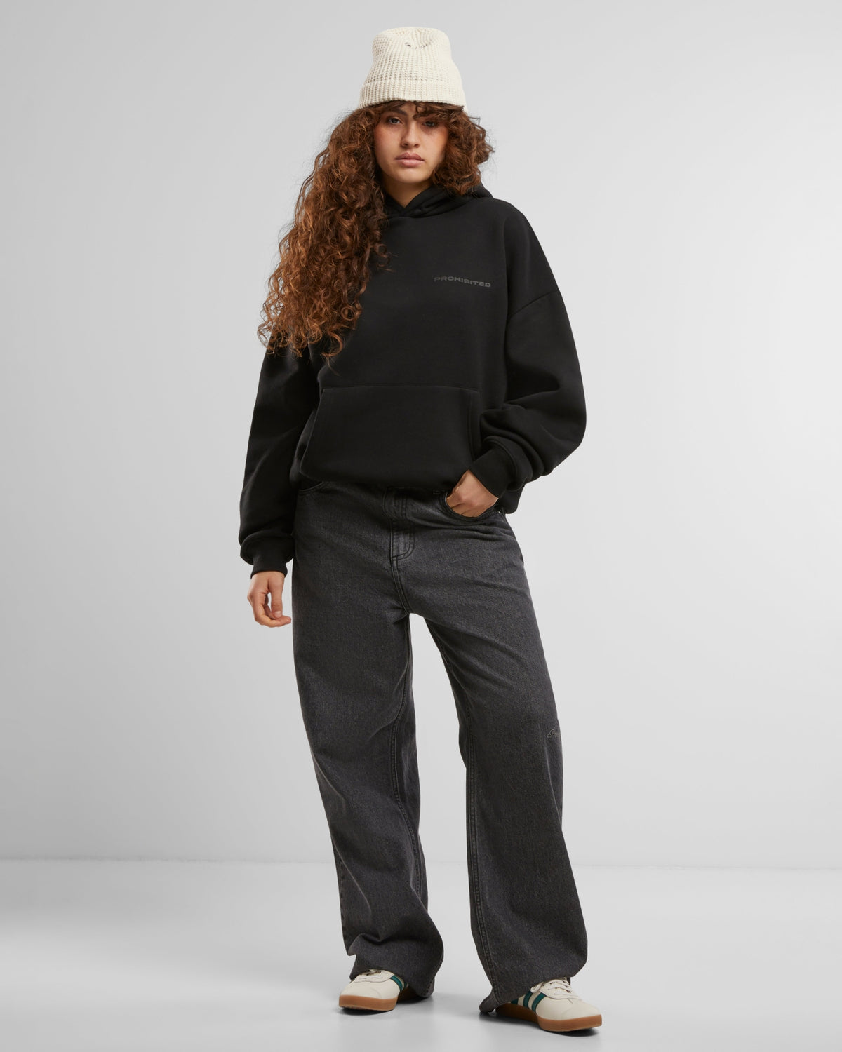 10119 Hoodie | Black