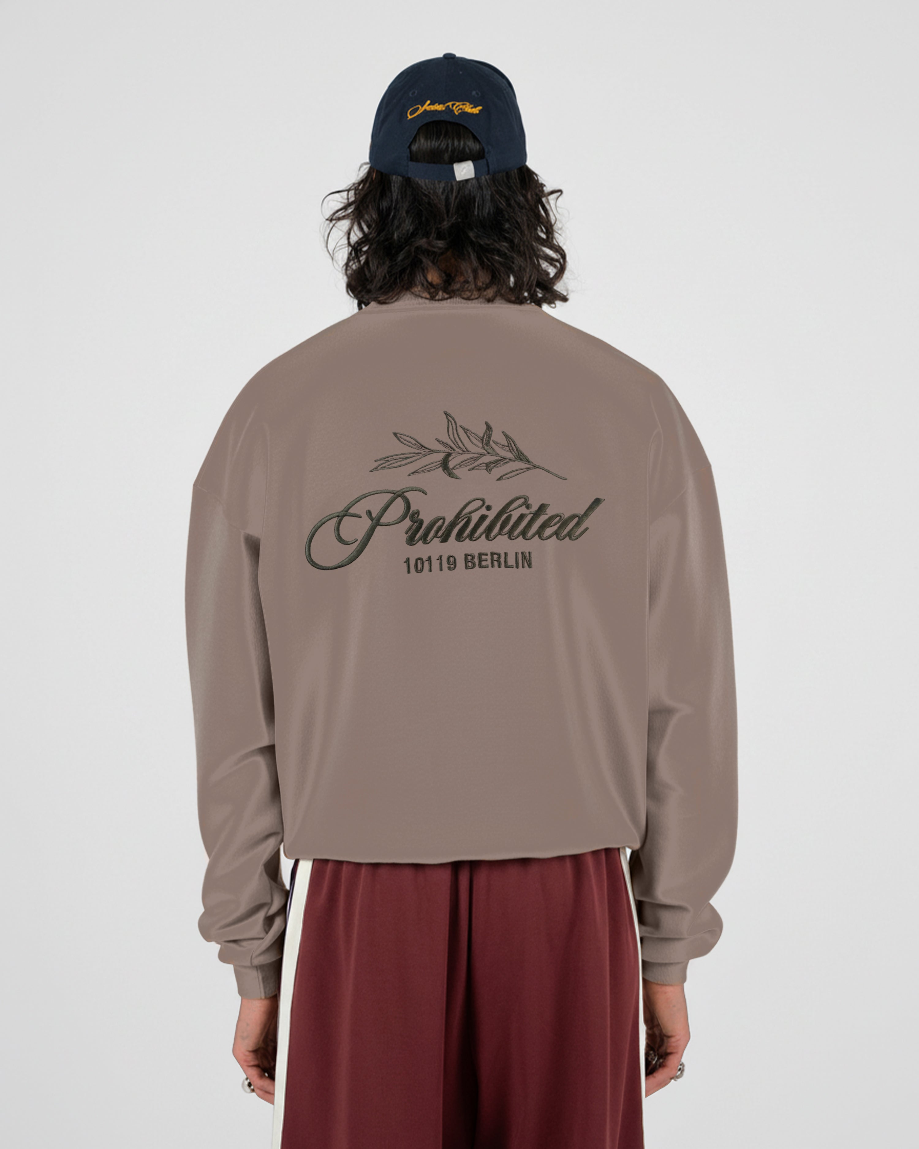 PB Leaf Crew Neck Clay