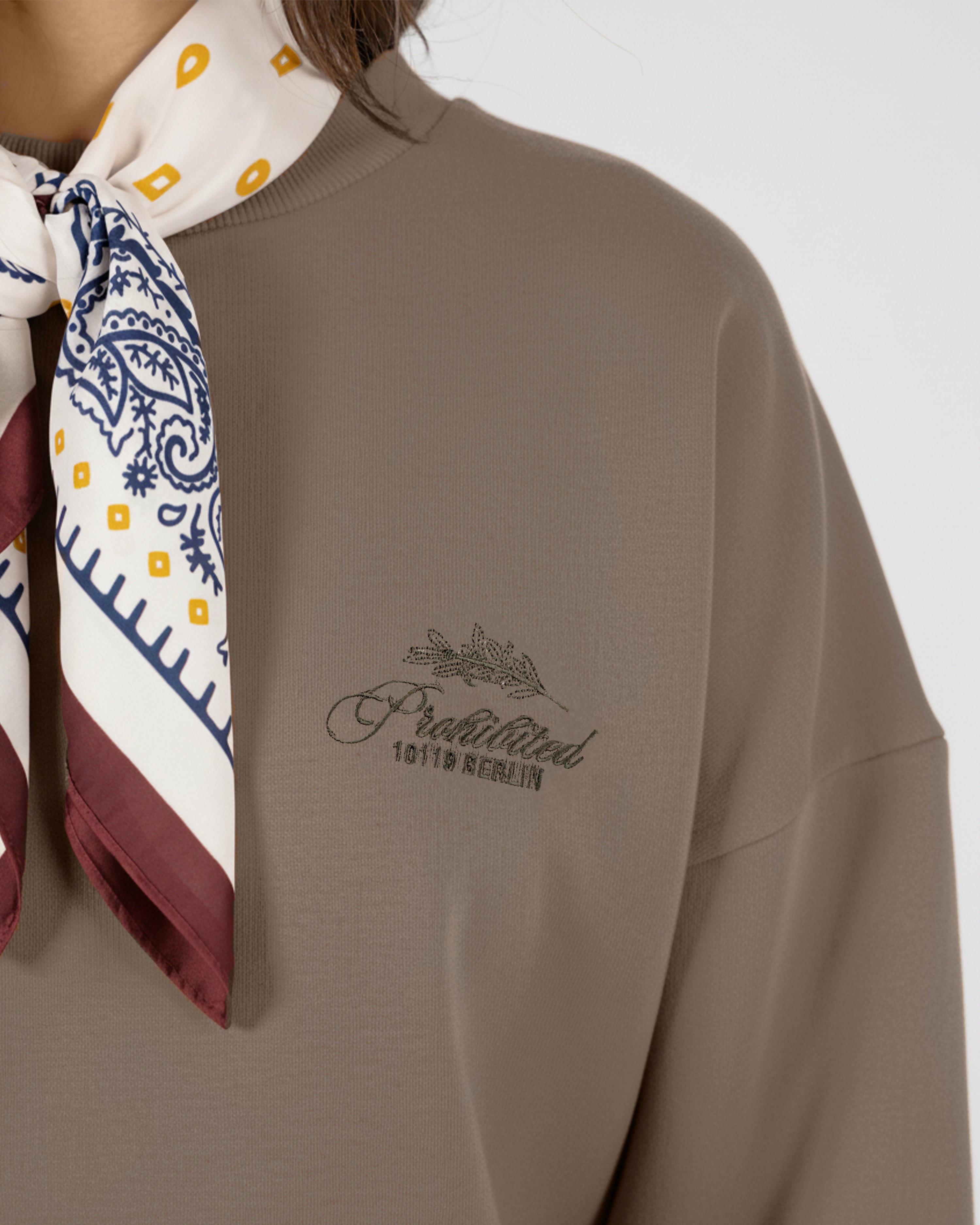 PB Leaf Crew Neck Clay