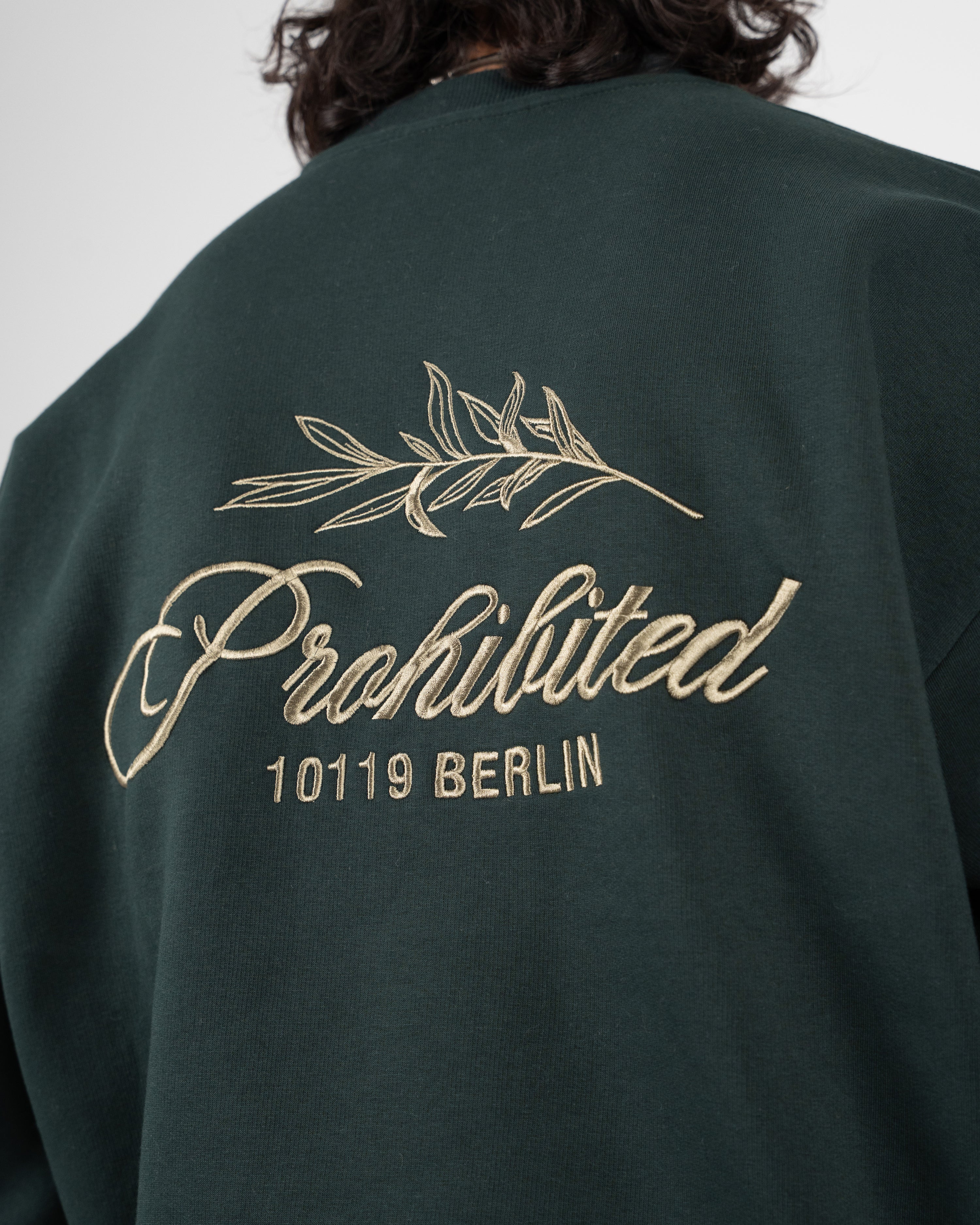 PB Leaf Crew Neck Green