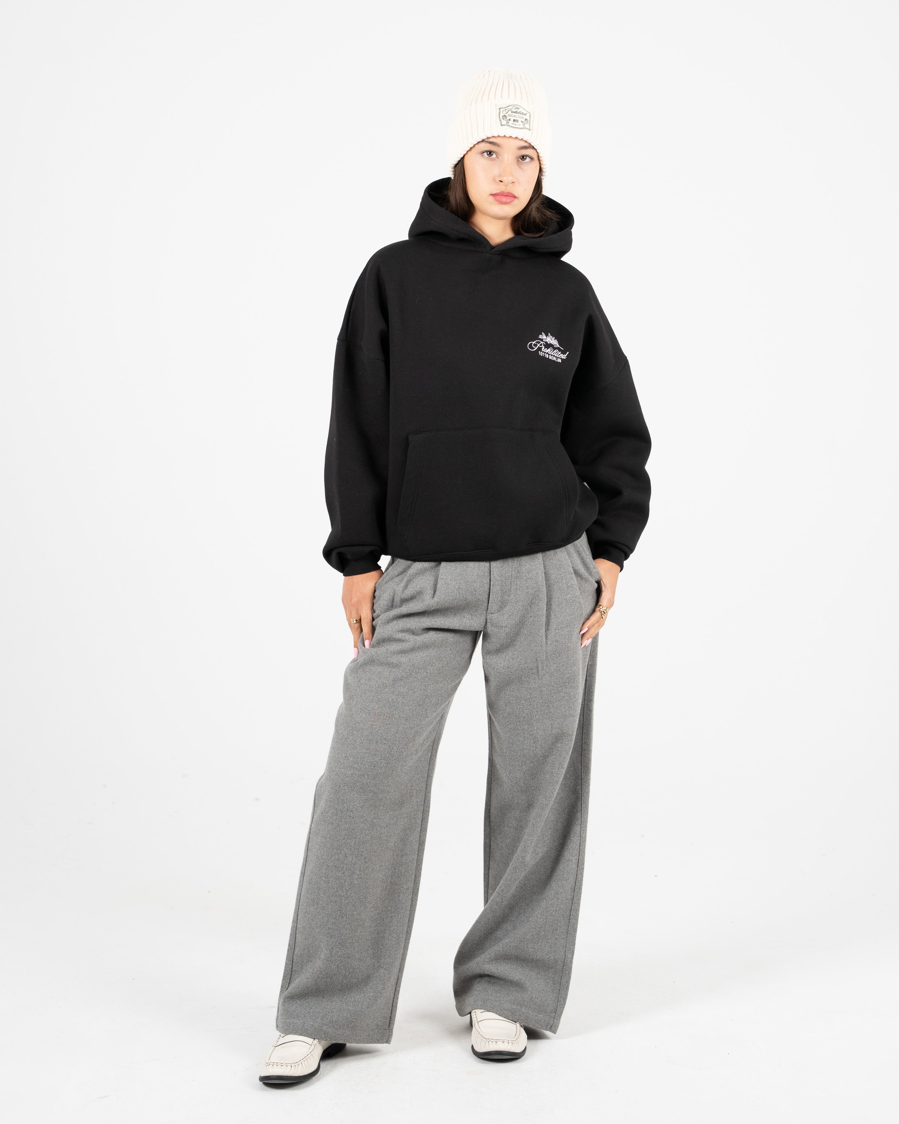 PB Leaf Hoodie Black