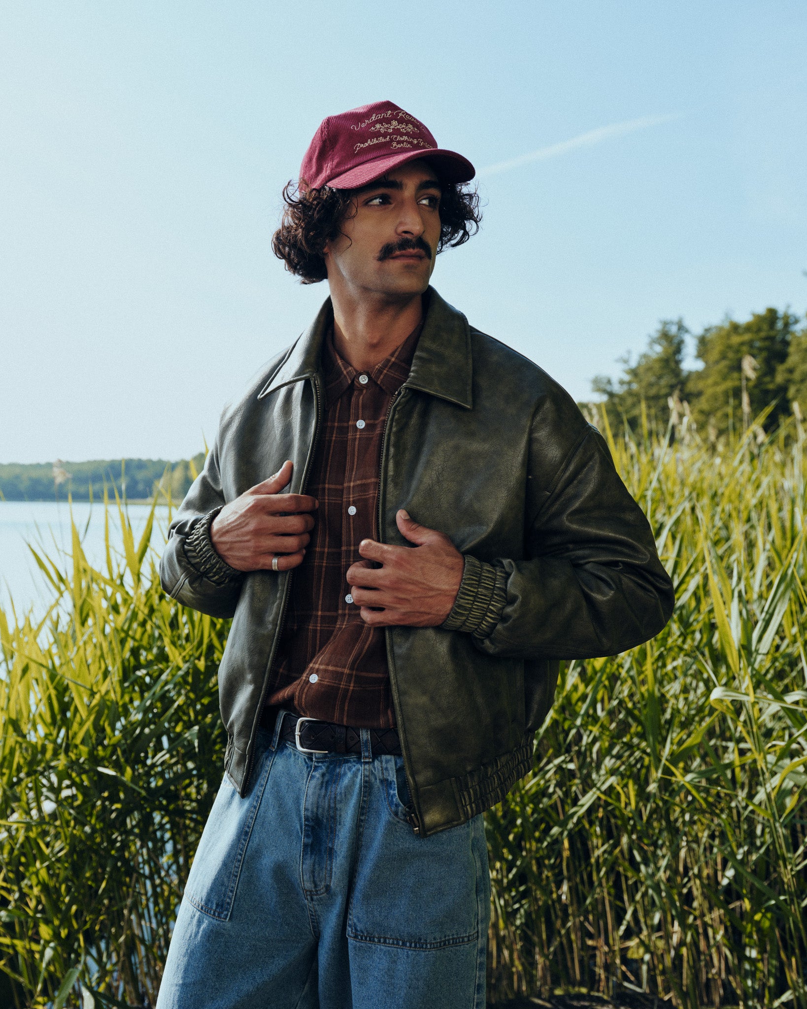 新品未使用BSRABBIT RETRO HOODED セットアップ　サイズXXL 新品未使用BSRABBIT RETRO HOODED セットアップ サイズXXL