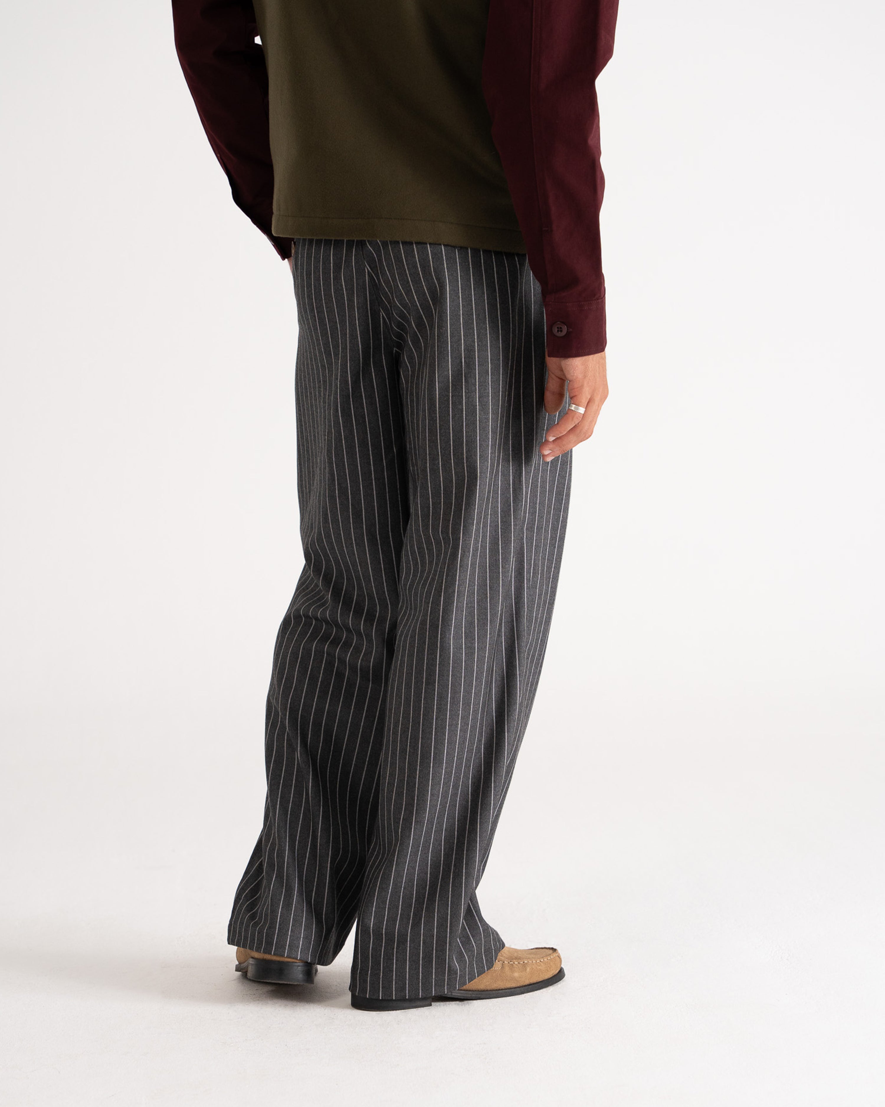 Pinstripe Pleated Pants Grey