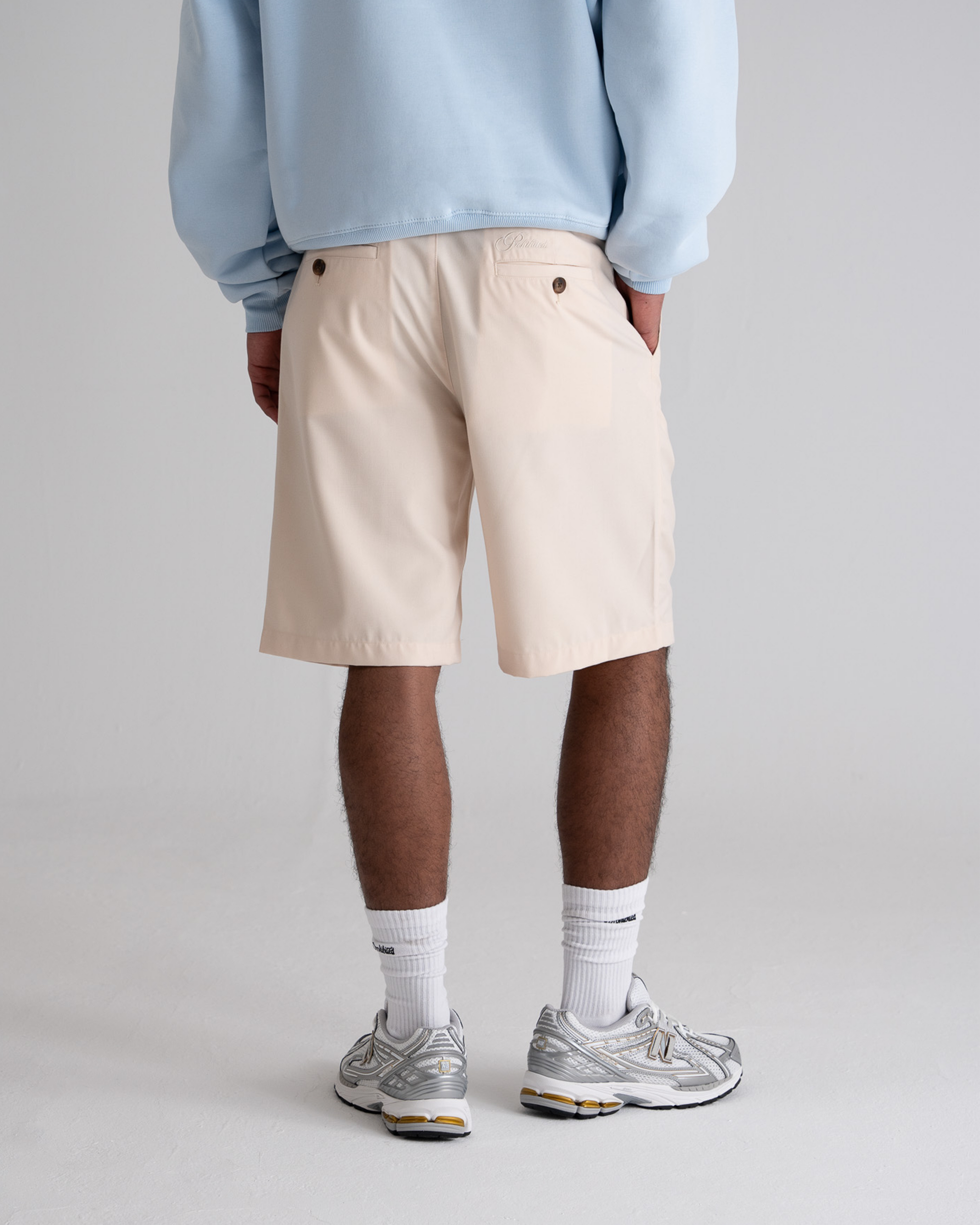 Pleated Shorts Cream