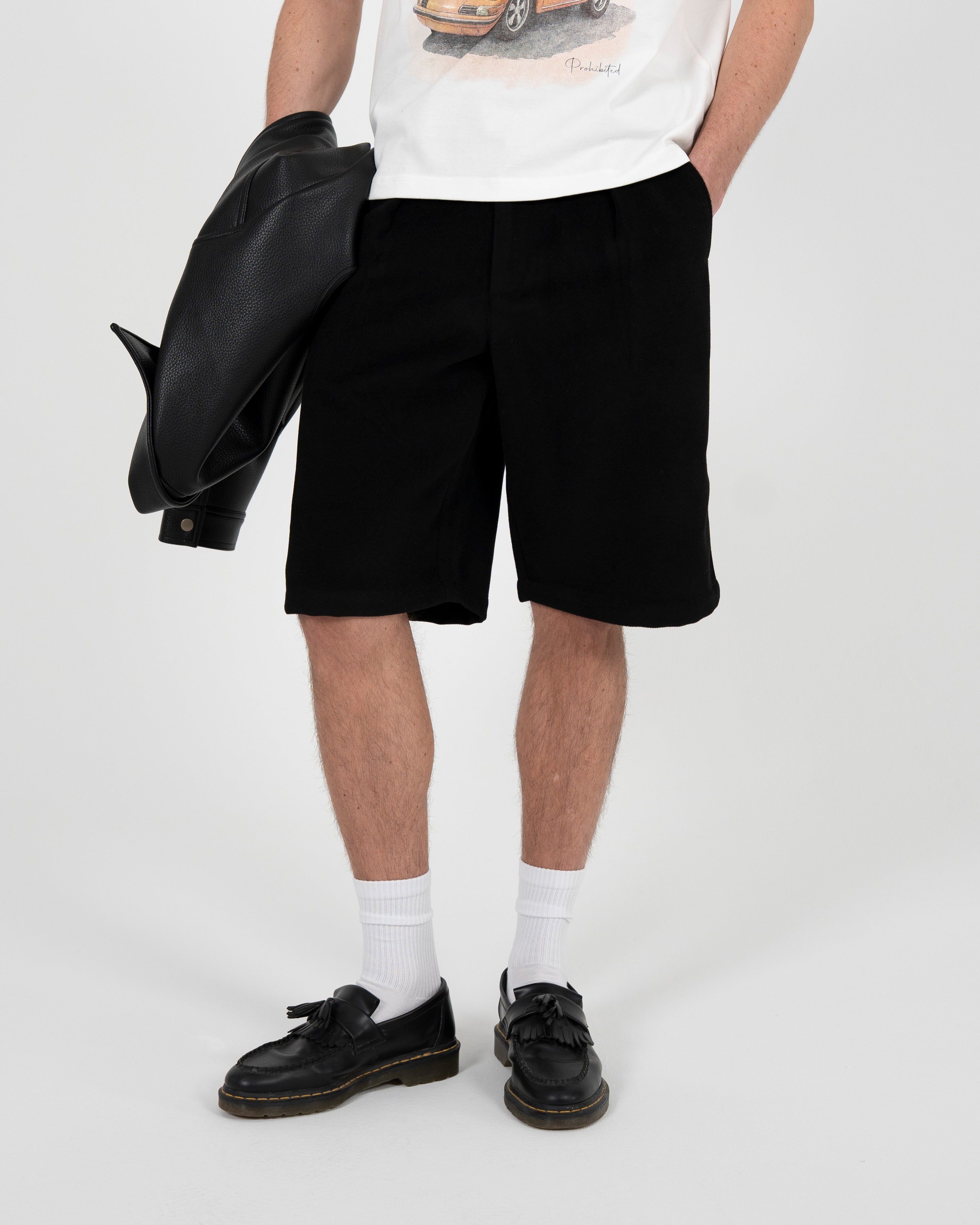 Podium Pleated Shorts Black