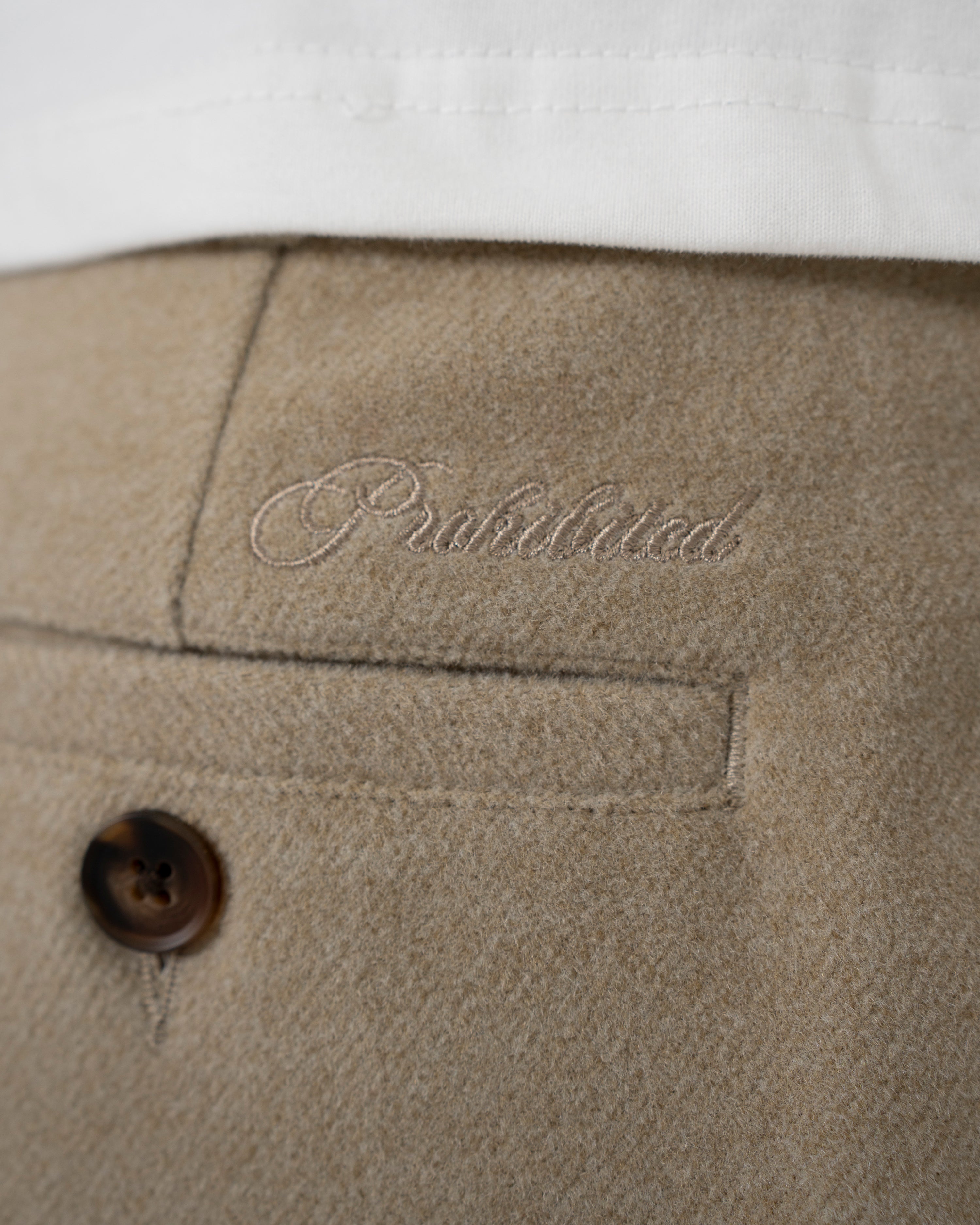 Podium Pleated Shorts Cream