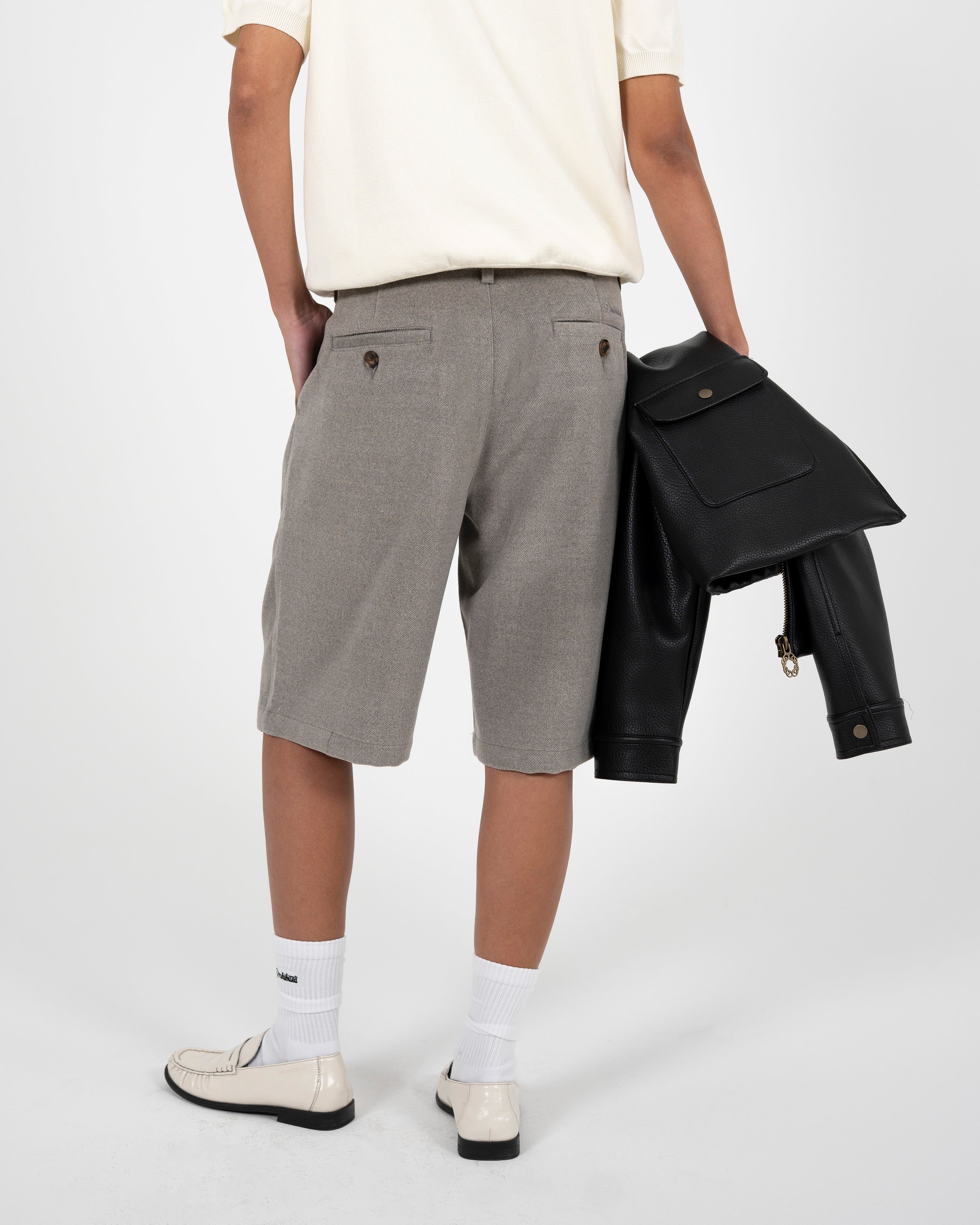 Podium Pleated Shorts Grey
