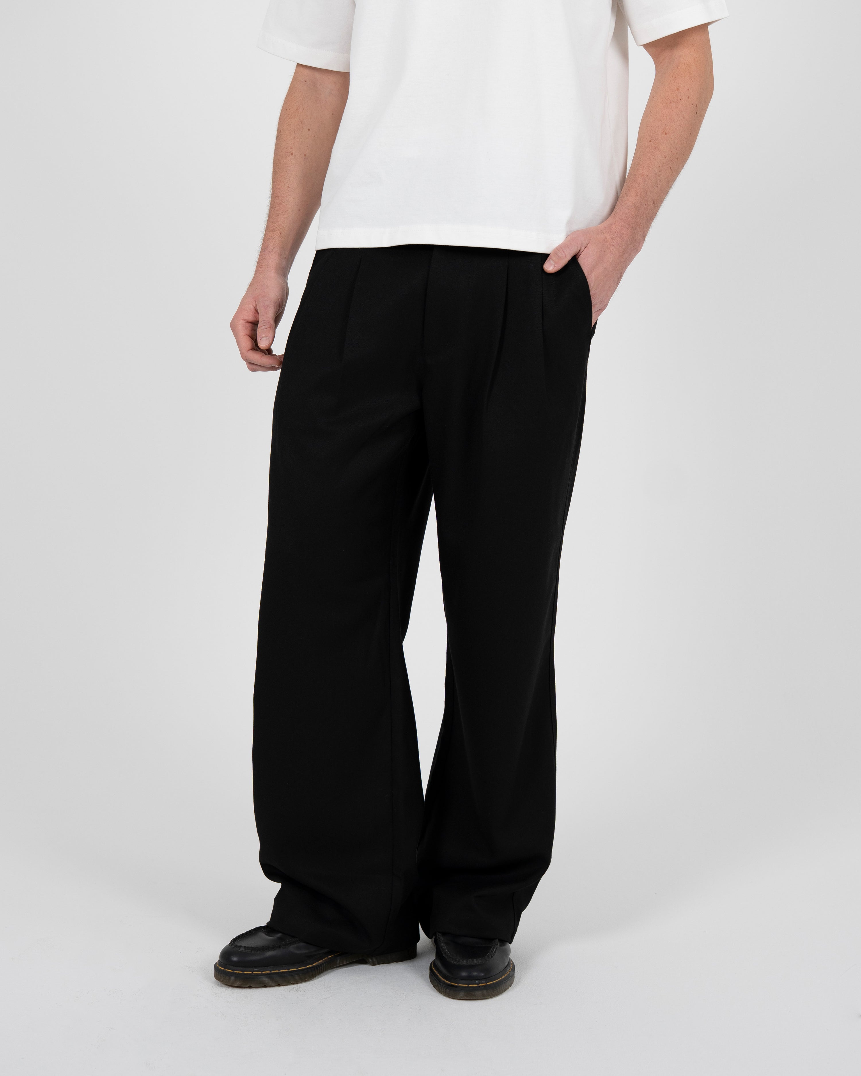 Redline Double Pleated Pants Black