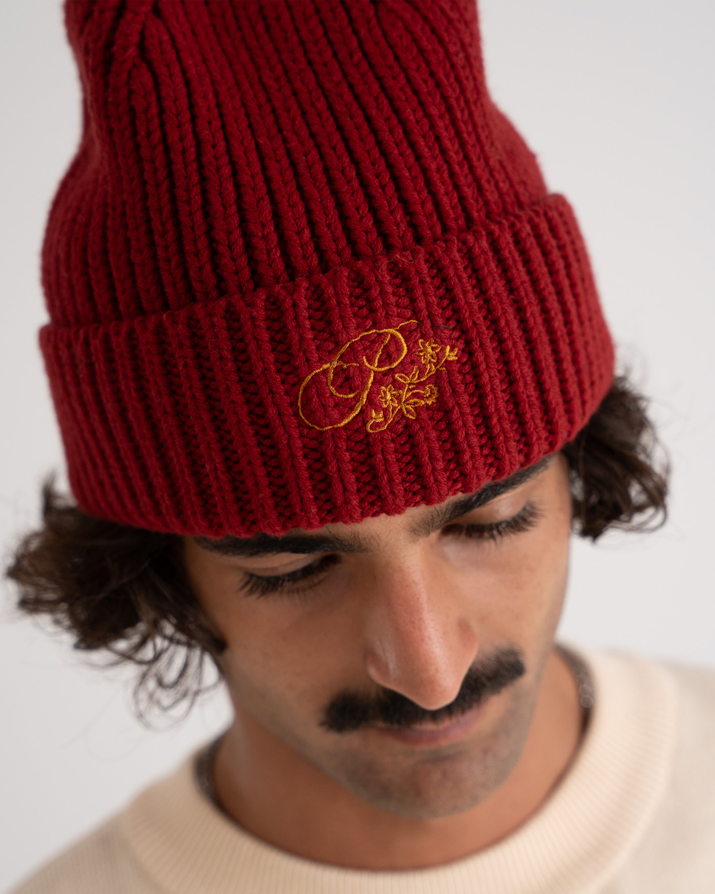 Scout Beanie Red
