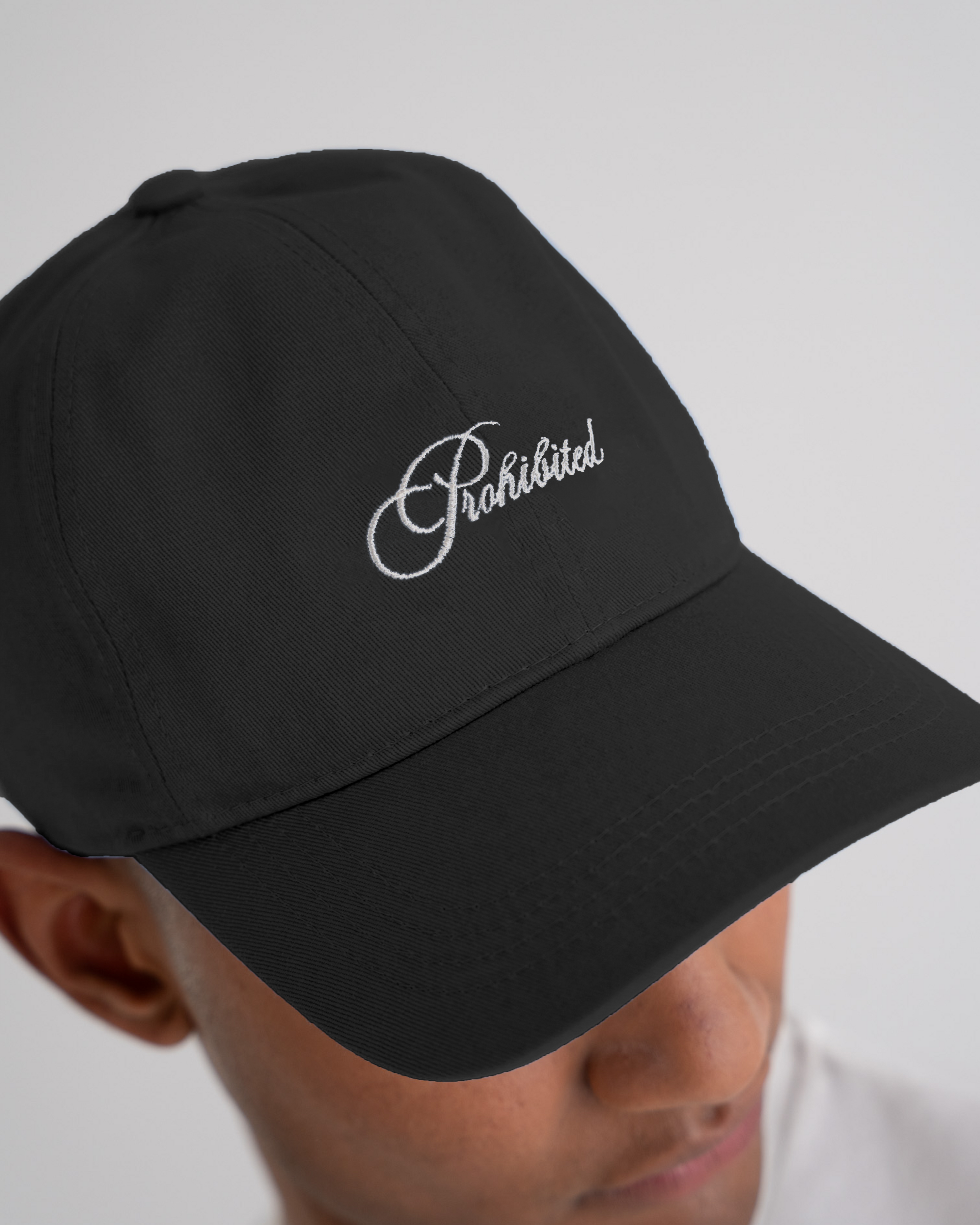 The Cap Black